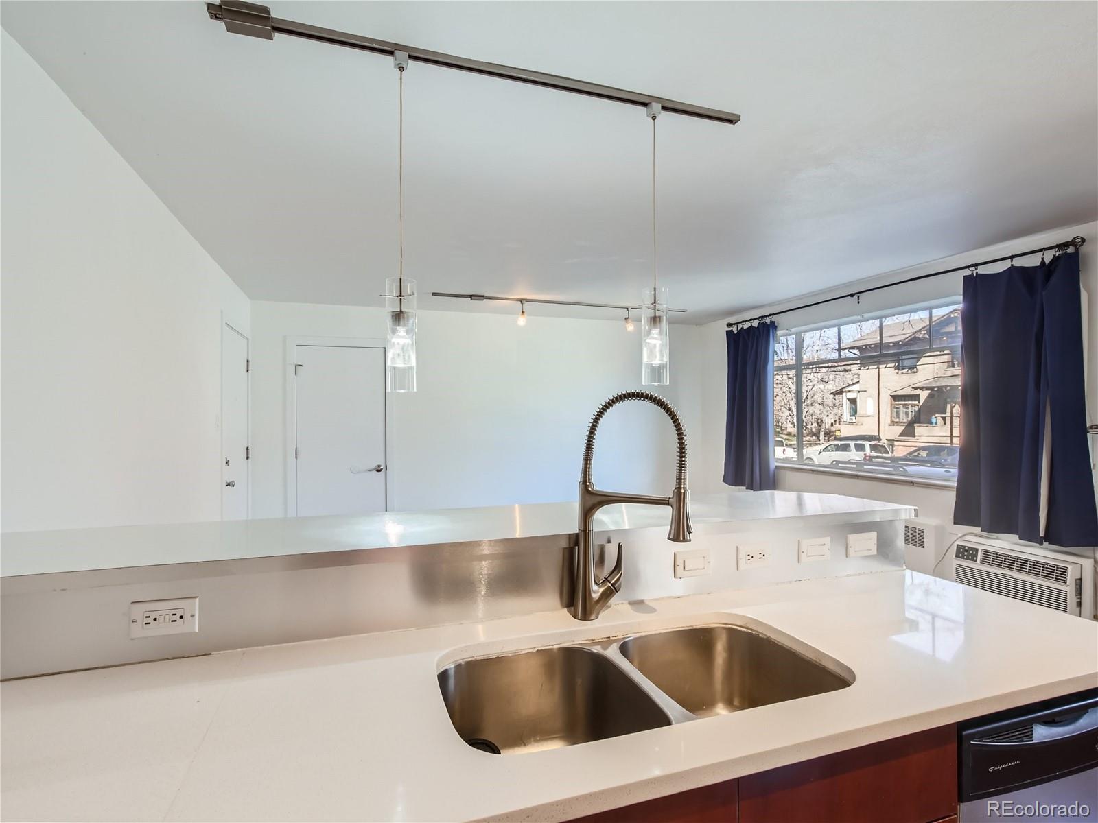 MLS Image #6 for 500 e 11th avenue,denver, Colorado