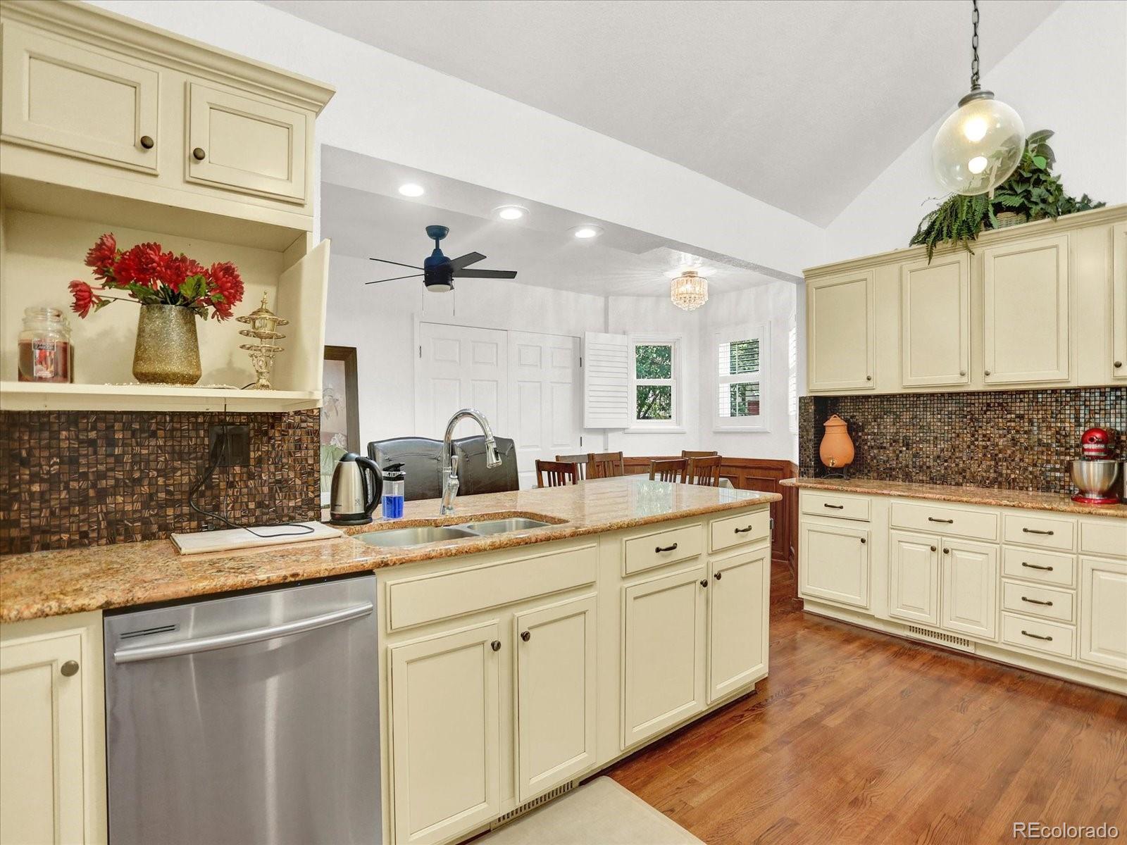 MLS Image #11 for 3596 s telluride way,aurora, Colorado