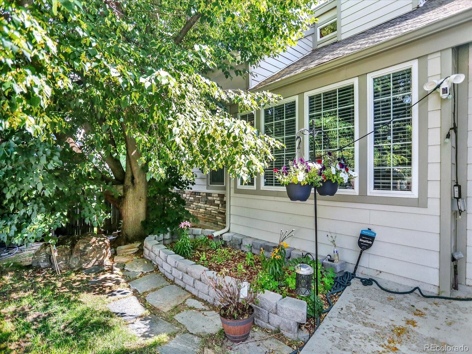 MLS Image #2 for 3596 s telluride way,aurora, Colorado