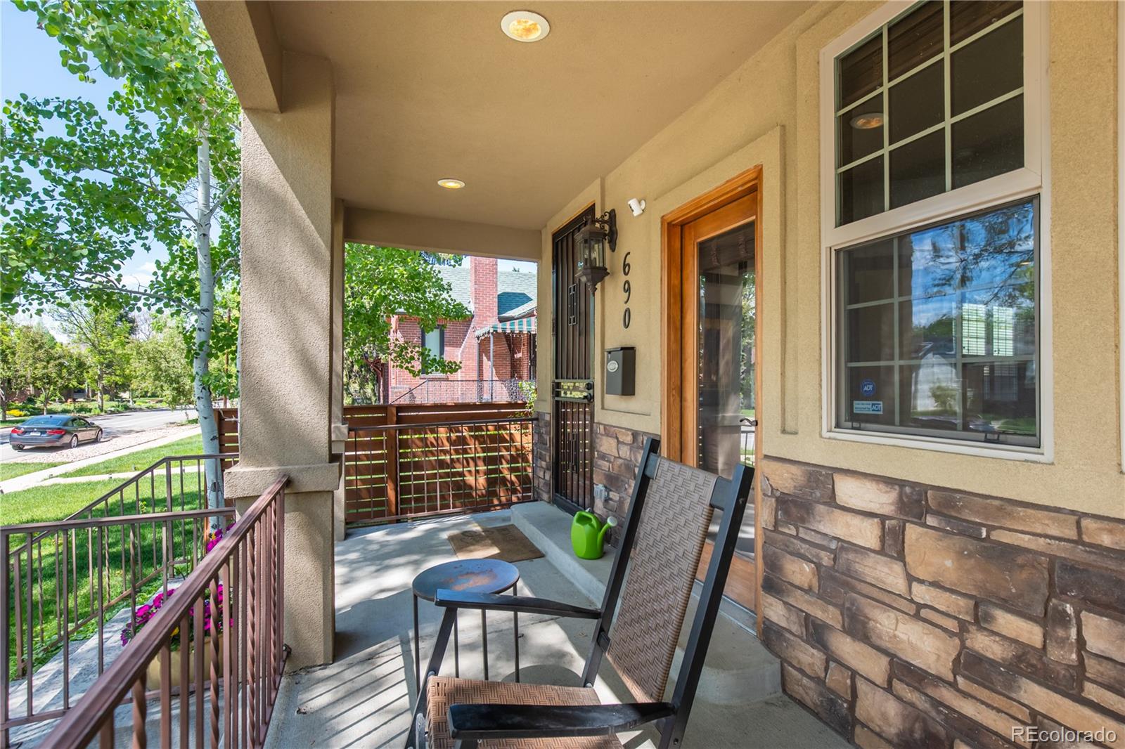 MLS Image #2 for 690 s emerson street,denver, Colorado