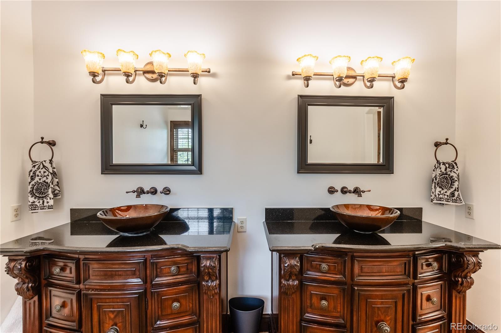 MLS Image #22 for 690 s emerson street,denver, Colorado