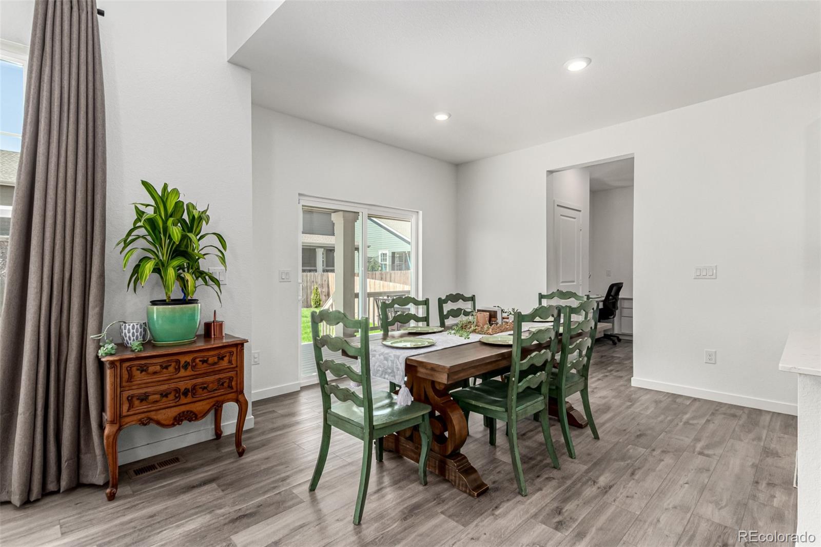 MLS Image #8 for 24326 e ohio drive,aurora, Colorado