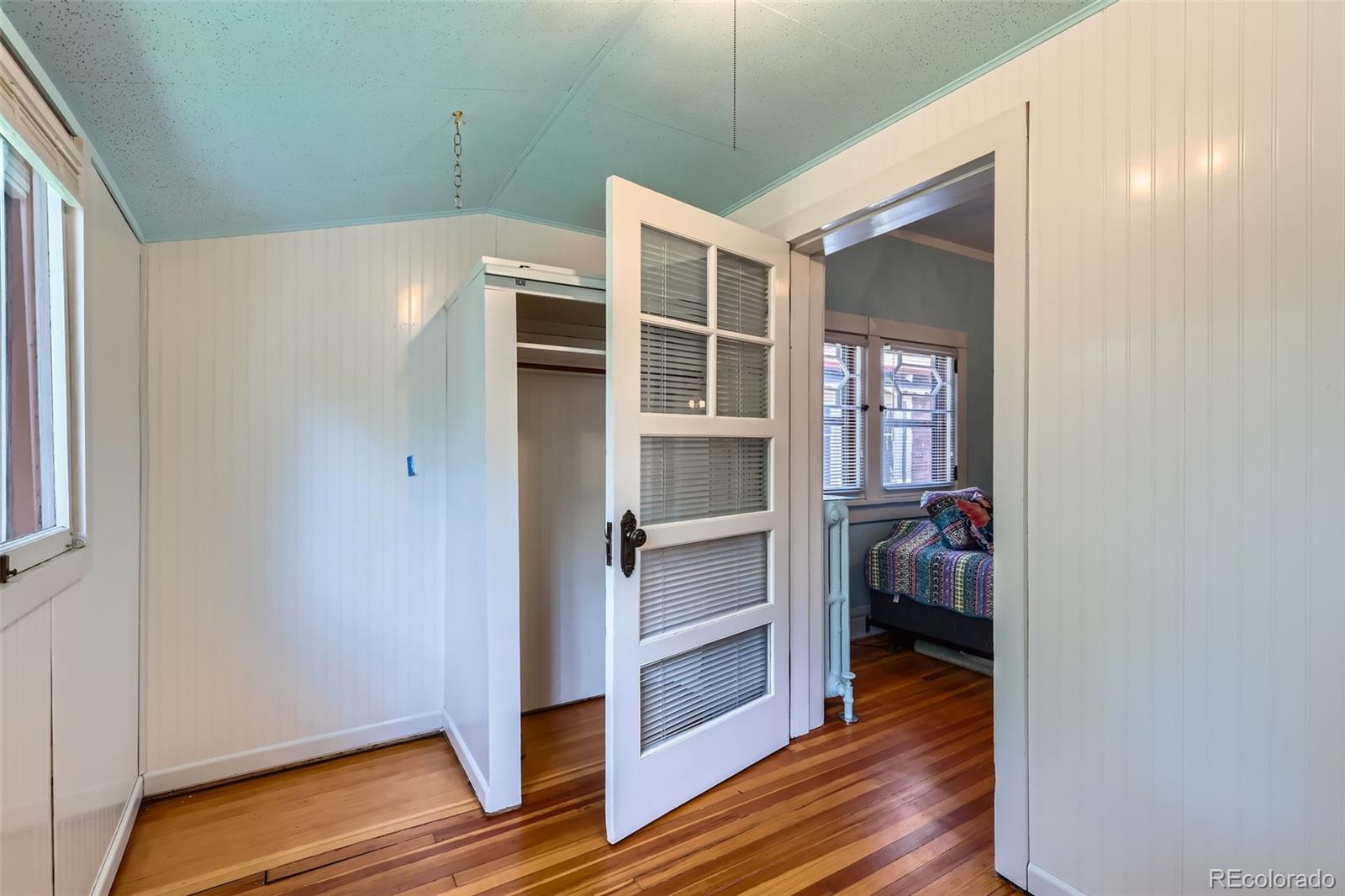 MLS Image #14 for 2541  bellaire street,denver, Colorado