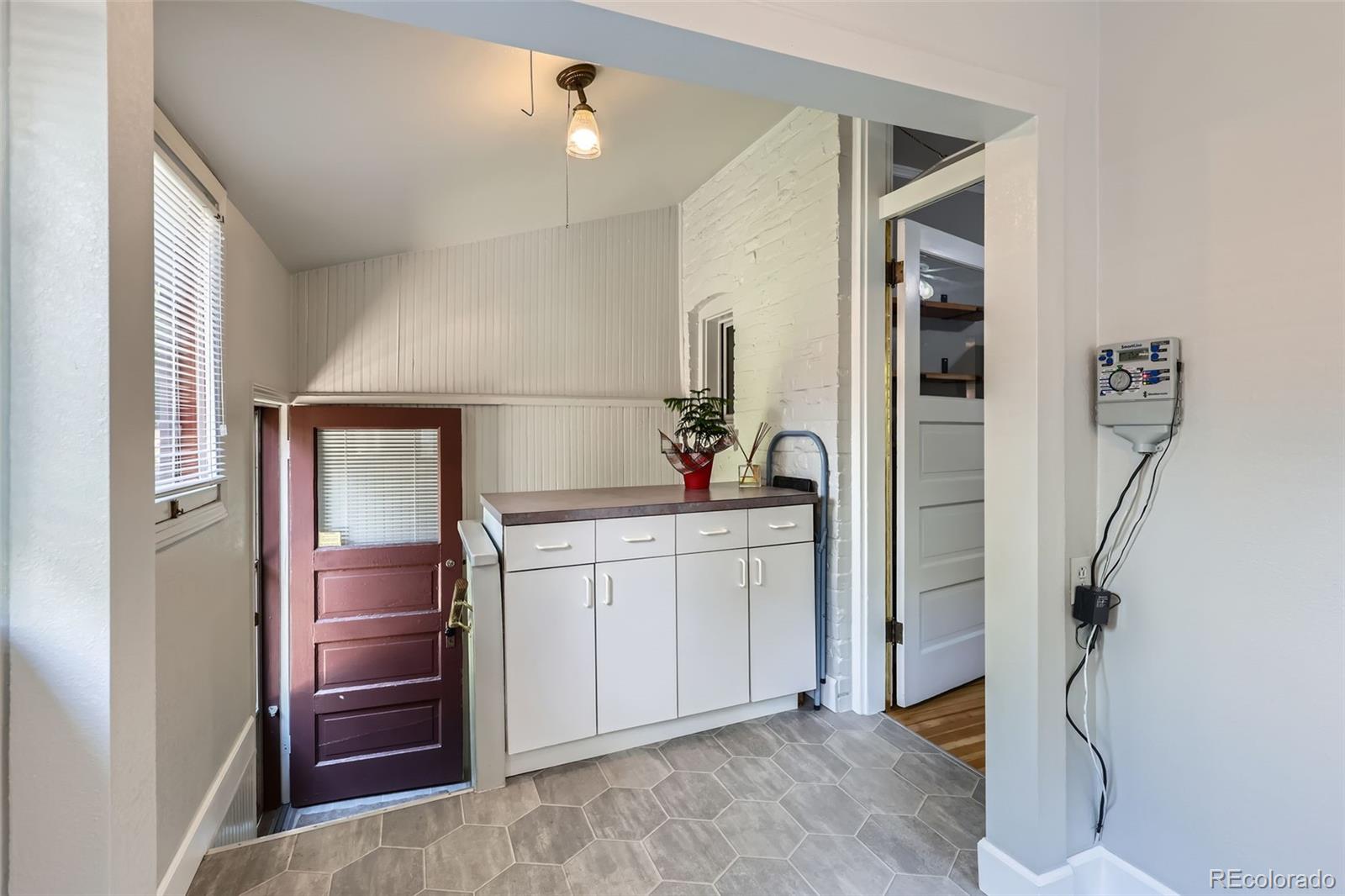 MLS Image #19 for 2541  bellaire street,denver, Colorado