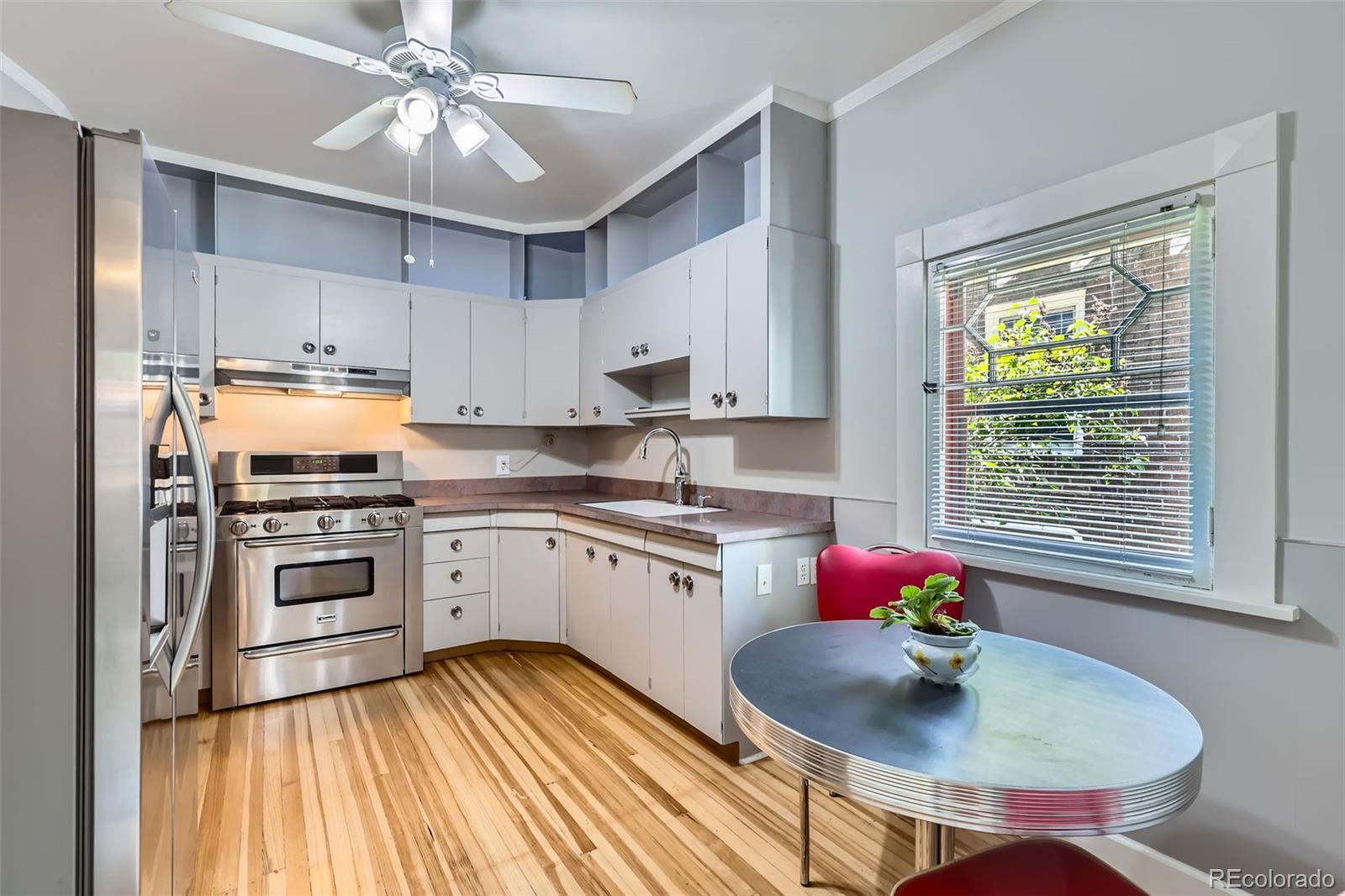 MLS Image #7 for 2541  bellaire street,denver, Colorado