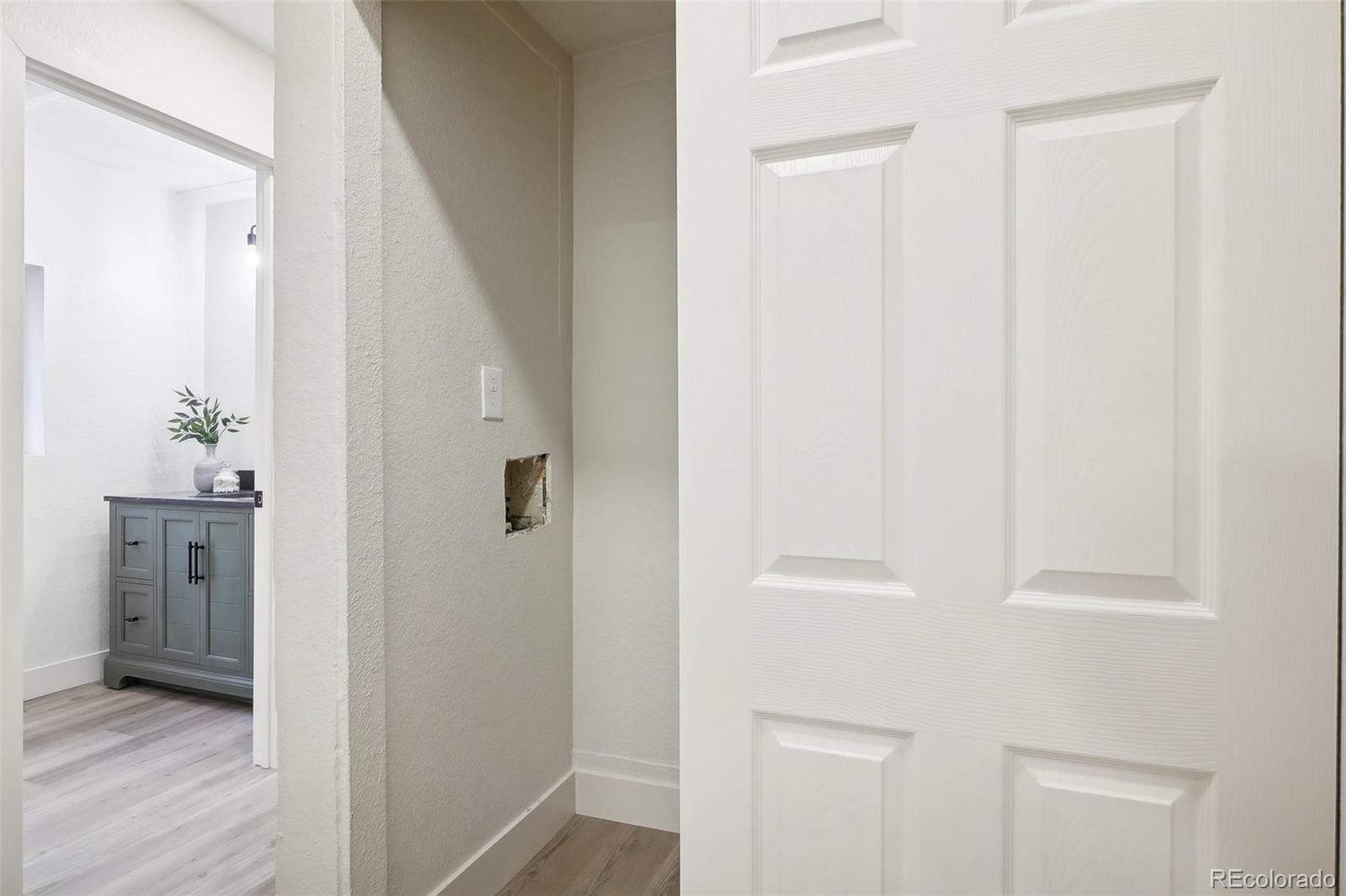 MLS Image #14 for 2121 w 33rd avenue,denver, Colorado