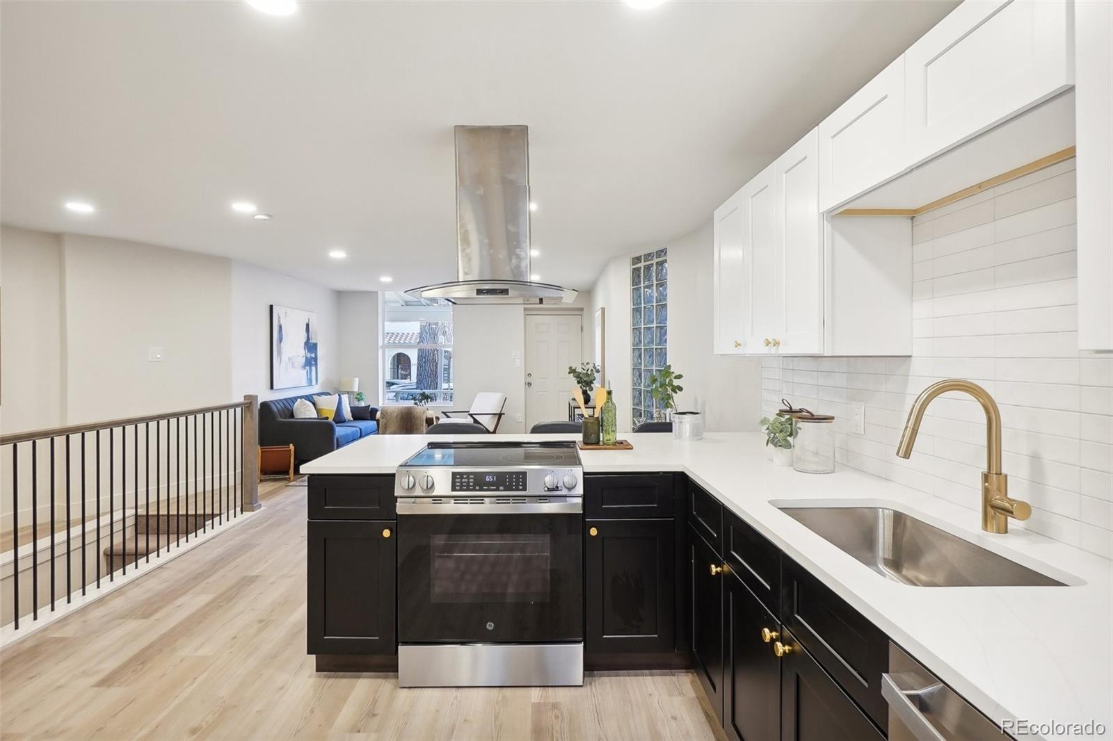 MLS Image #9 for 2121 w 33rd avenue,denver, Colorado