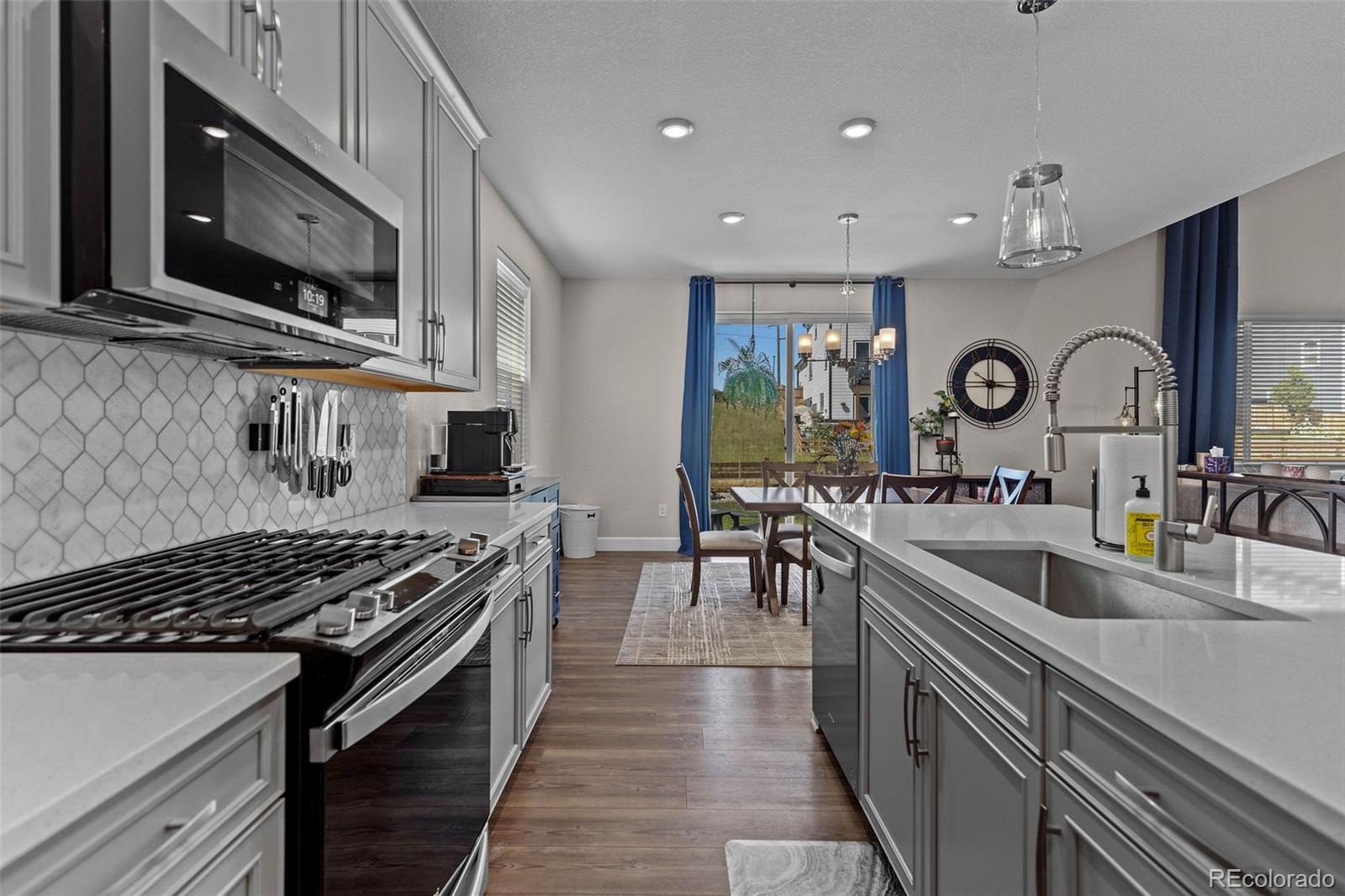 MLS Image #15 for 379  silver rock trail,castle rock, Colorado