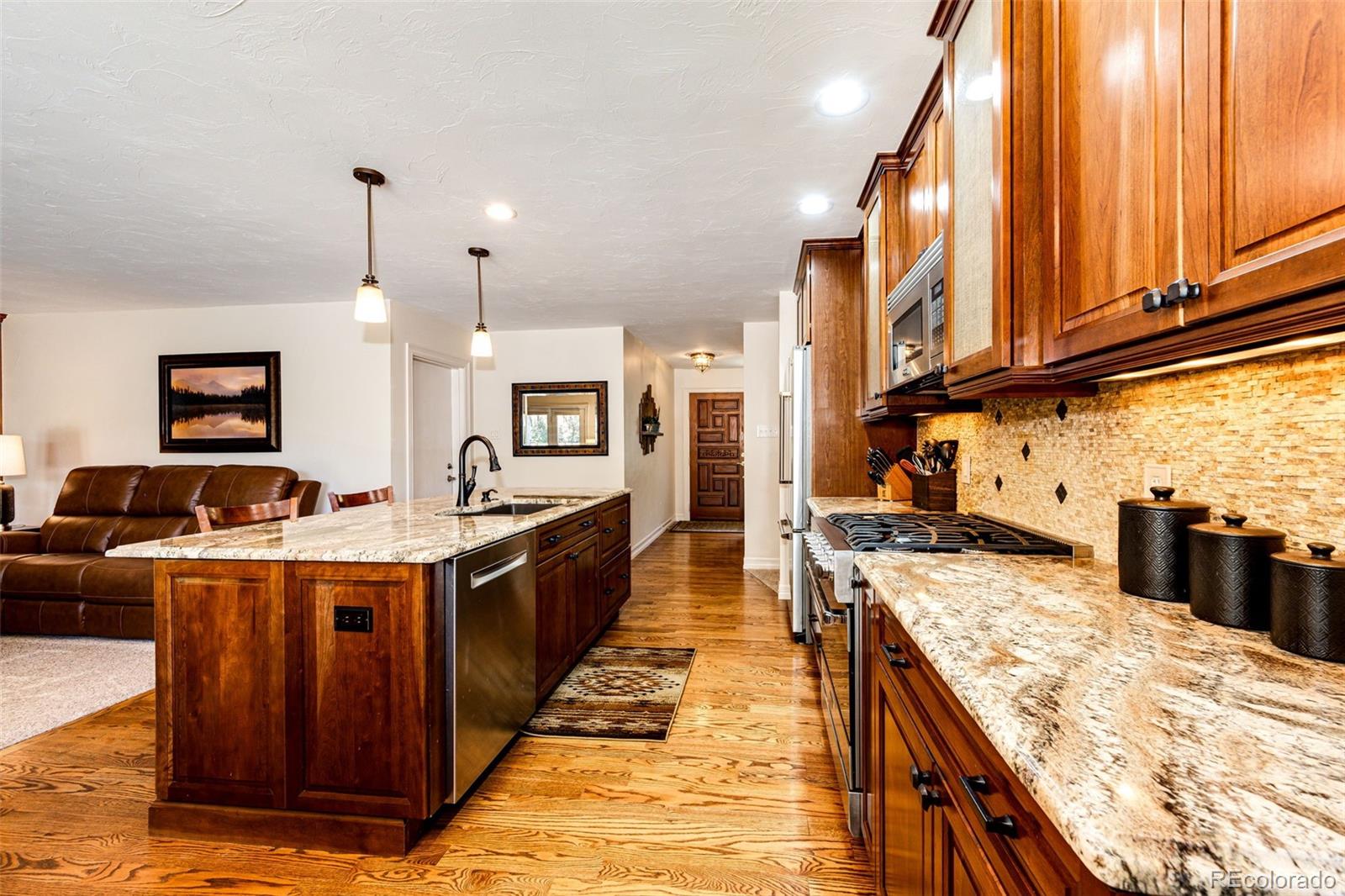 MLS Image #10 for 2233 s beech court,lakewood, Colorado