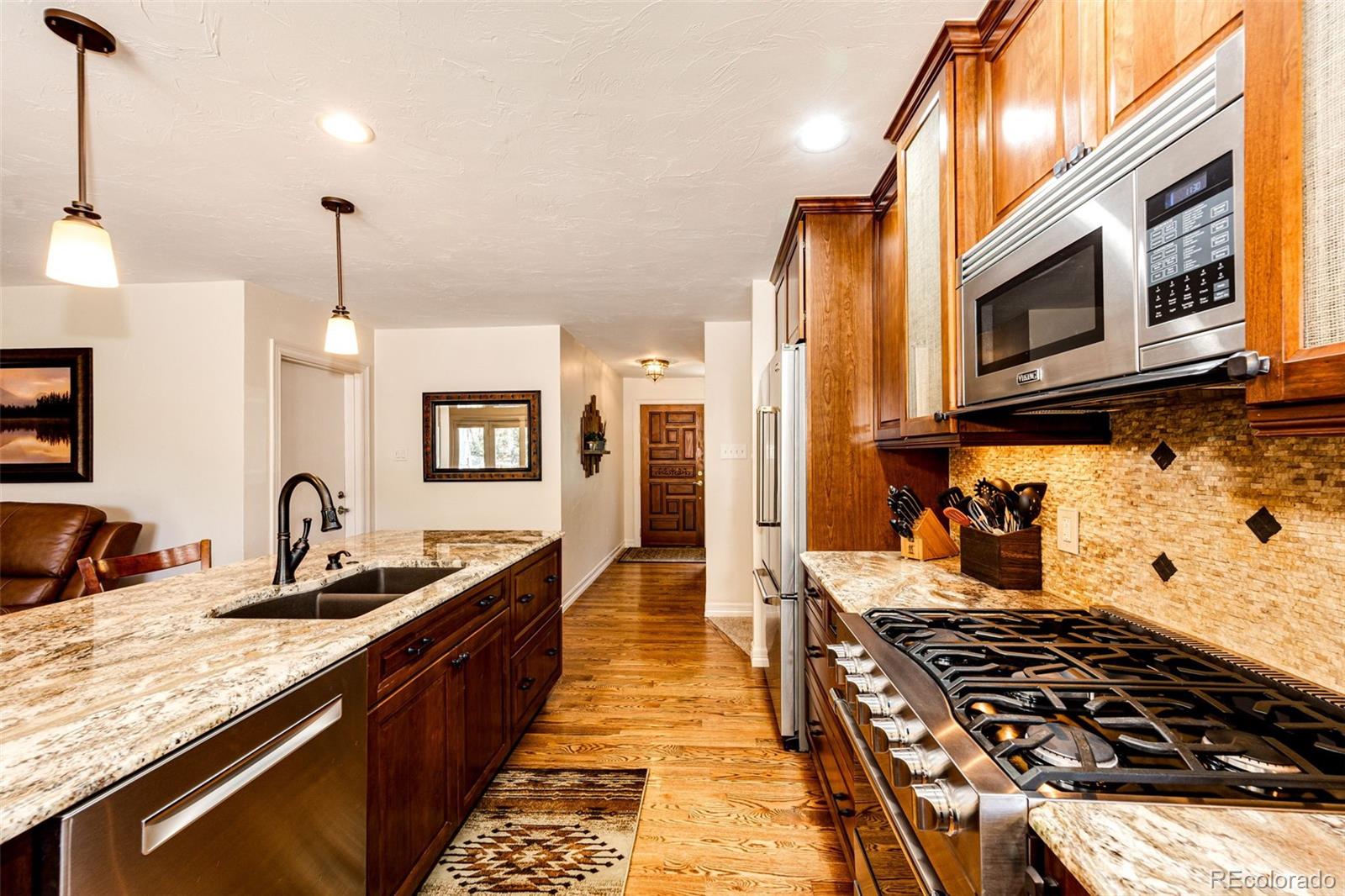 MLS Image #11 for 2233 s beech court,lakewood, Colorado