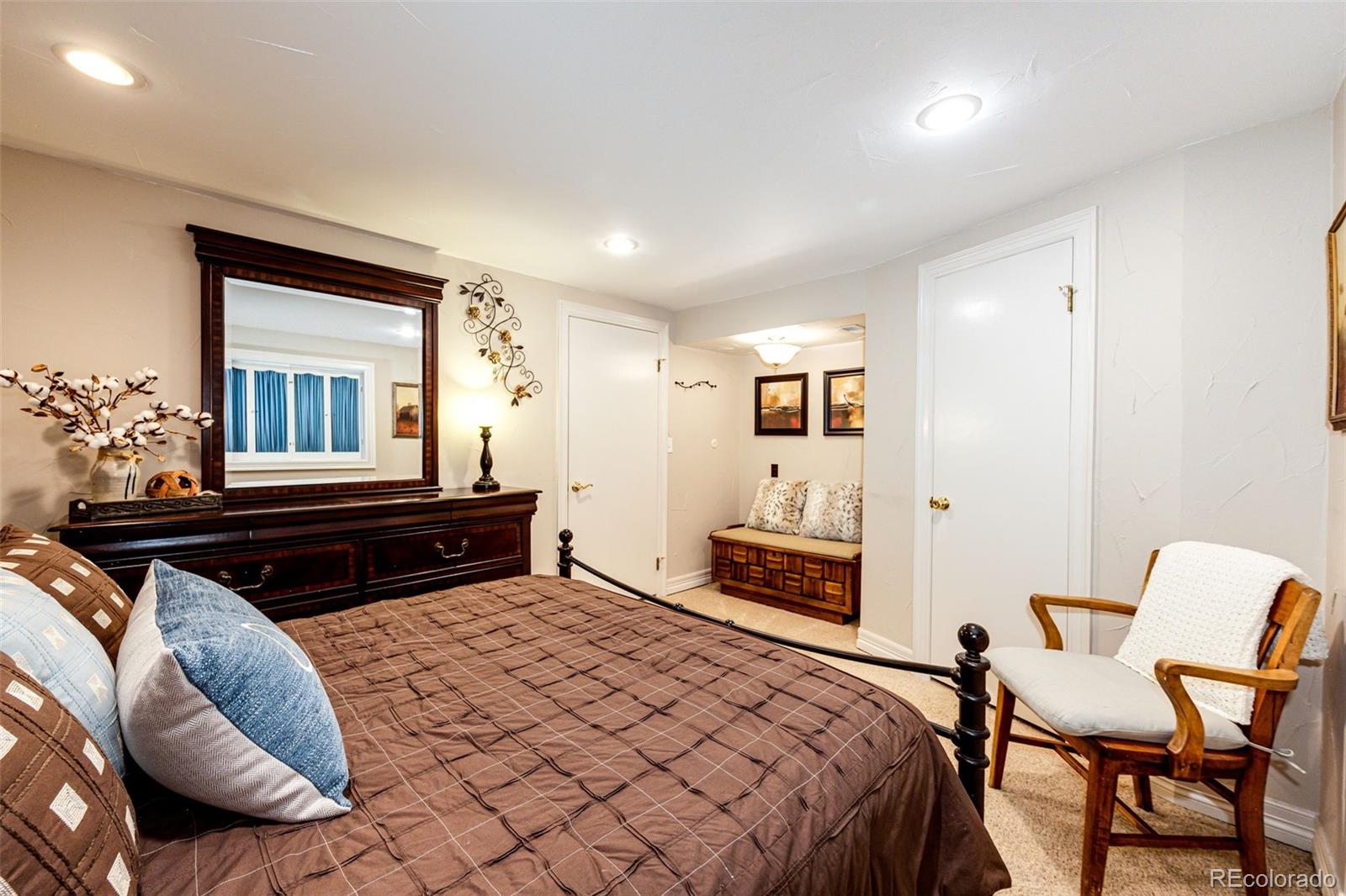 MLS Image #28 for 2233 s beech court,lakewood, Colorado