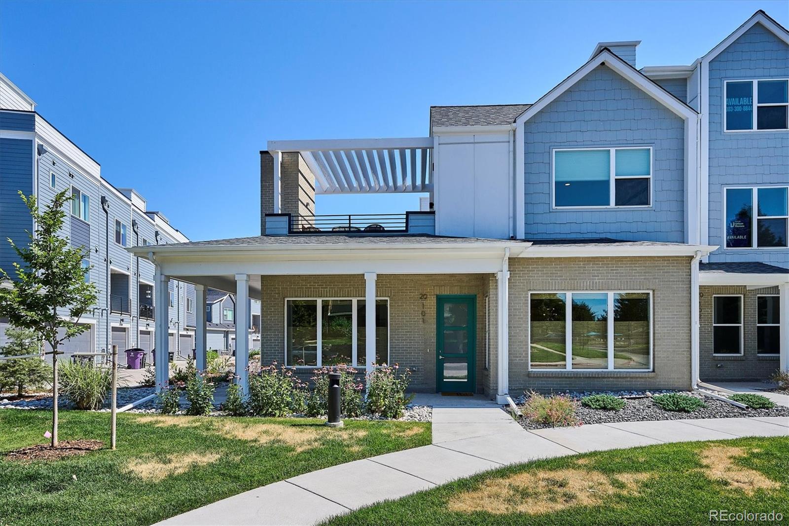 MLS Image #1 for 888 s valentia street,denver, Colorado