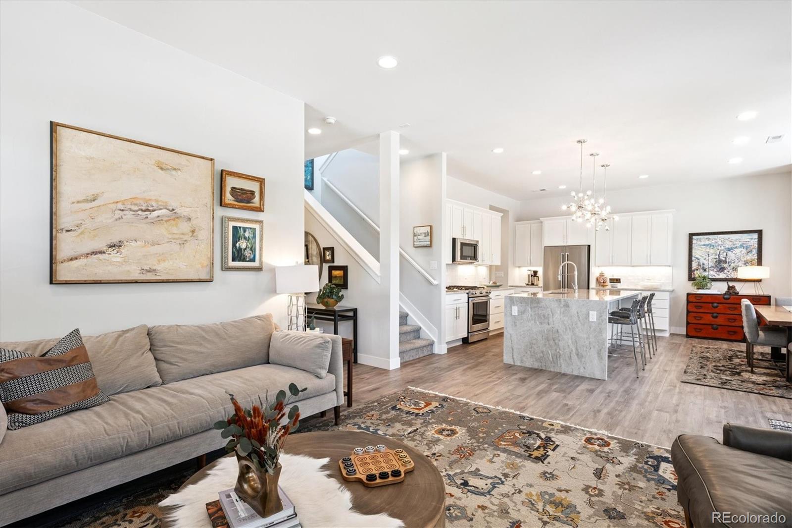 MLS Image #15 for 888 s valentia street,denver, Colorado