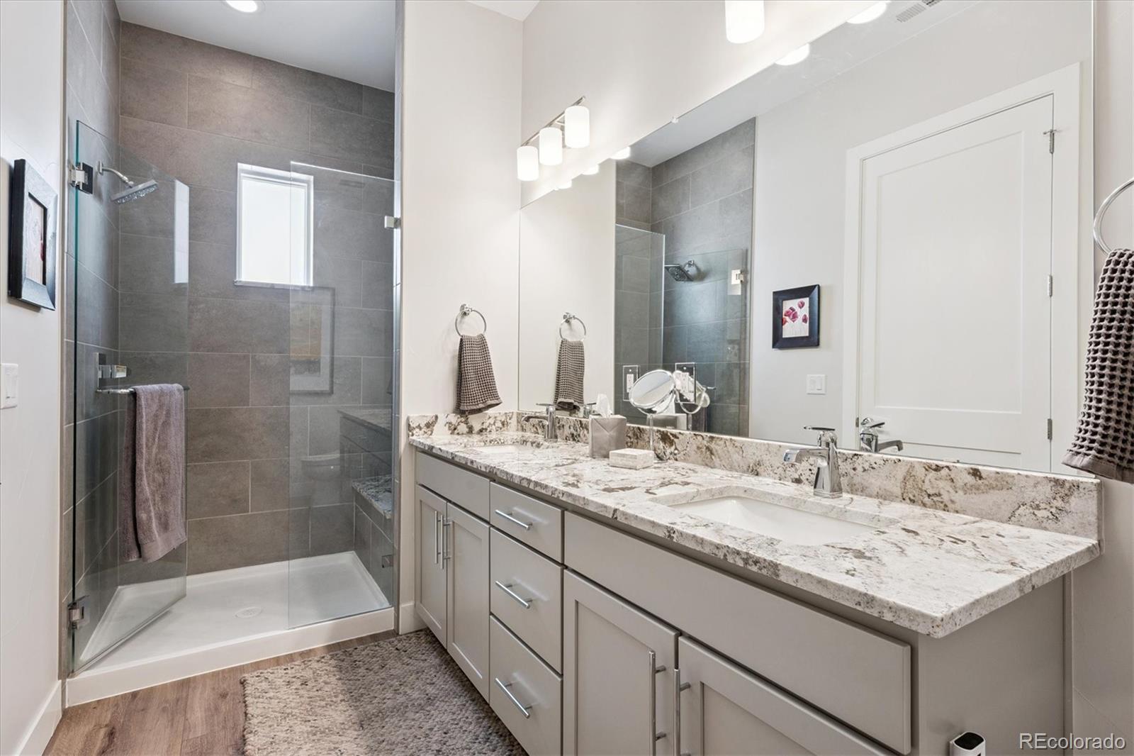 MLS Image #17 for 888 s valentia street,denver, Colorado