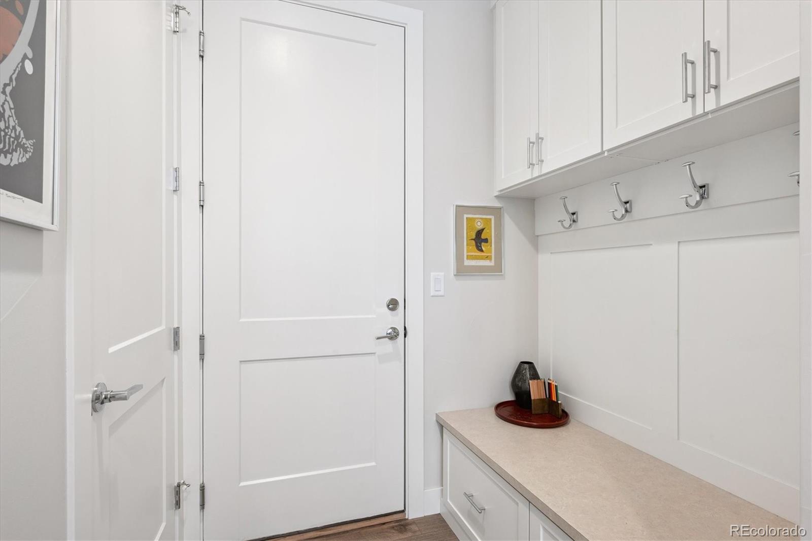 MLS Image #19 for 888 s valentia street,denver, Colorado