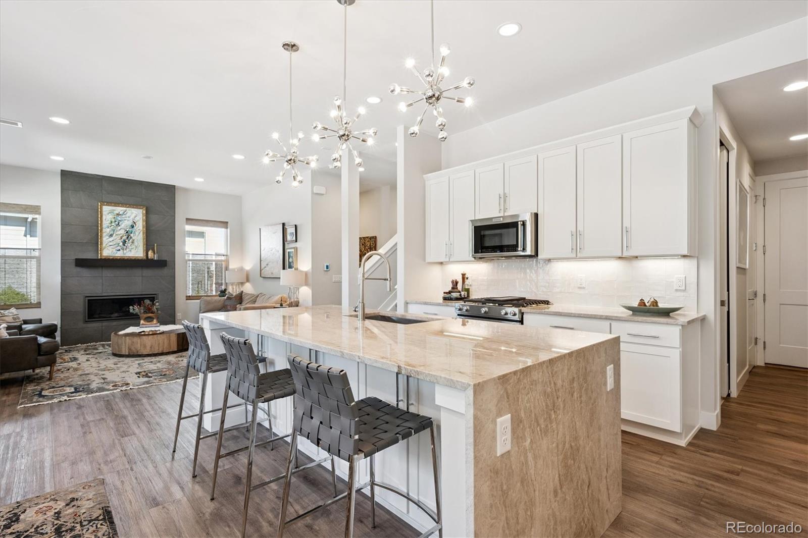 MLS Image #9 for 888 s valentia street,denver, Colorado