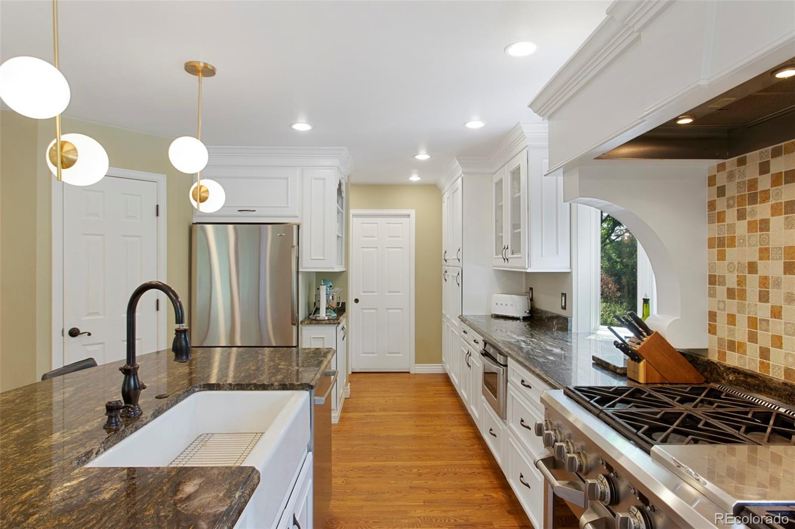 MLS Image #14 for 12  long spur,littleton, Colorado