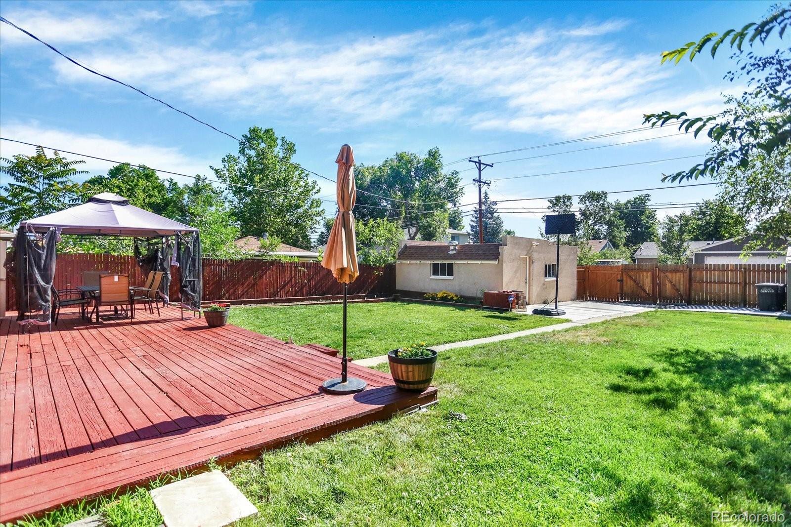 MLS Image #17 for 2810  oneida street,denver, Colorado