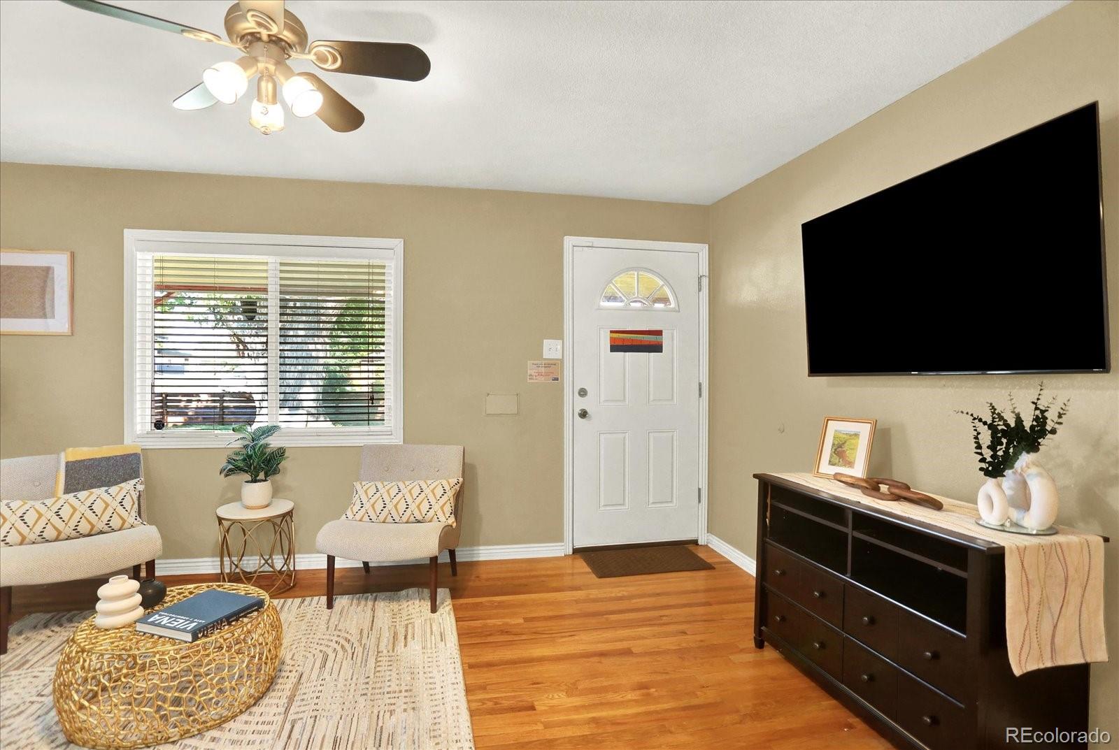 MLS Image #4 for 2810  oneida street,denver, Colorado