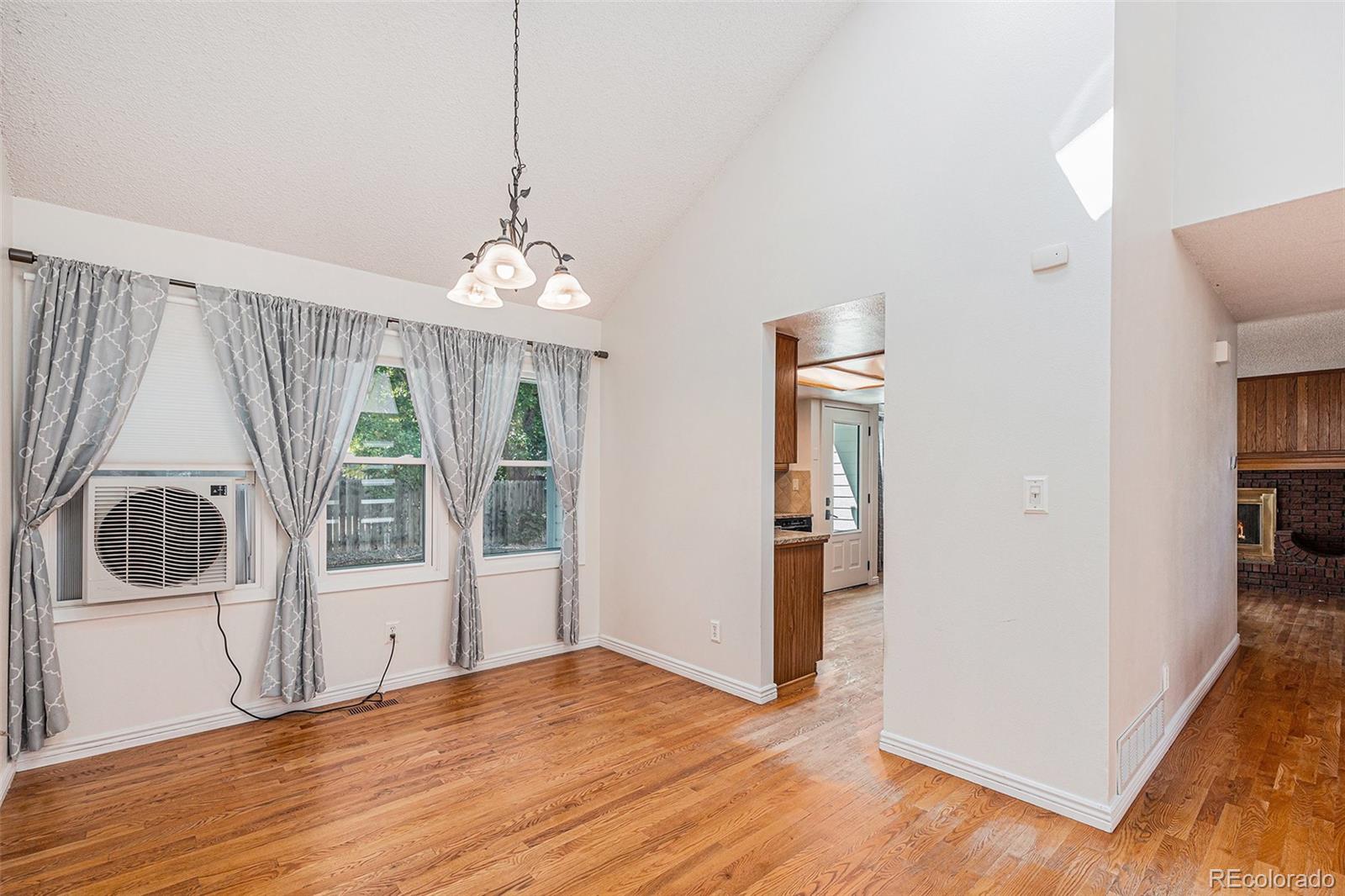 MLS Image #7 for 3664 s uravan street,aurora, Colorado