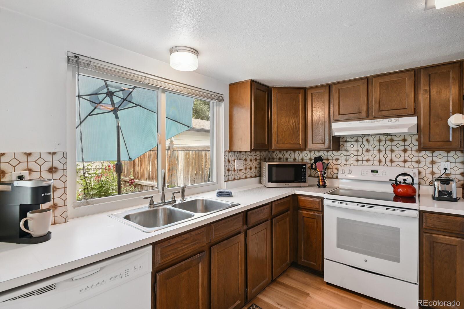 MLS Image #10 for 3695 s kittredge street,aurora, Colorado