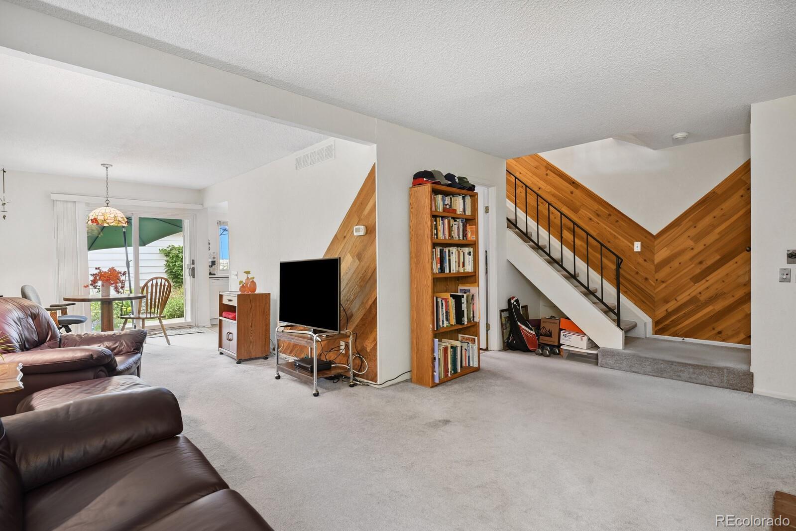 MLS Image #3 for 3695 s kittredge street,aurora, Colorado
