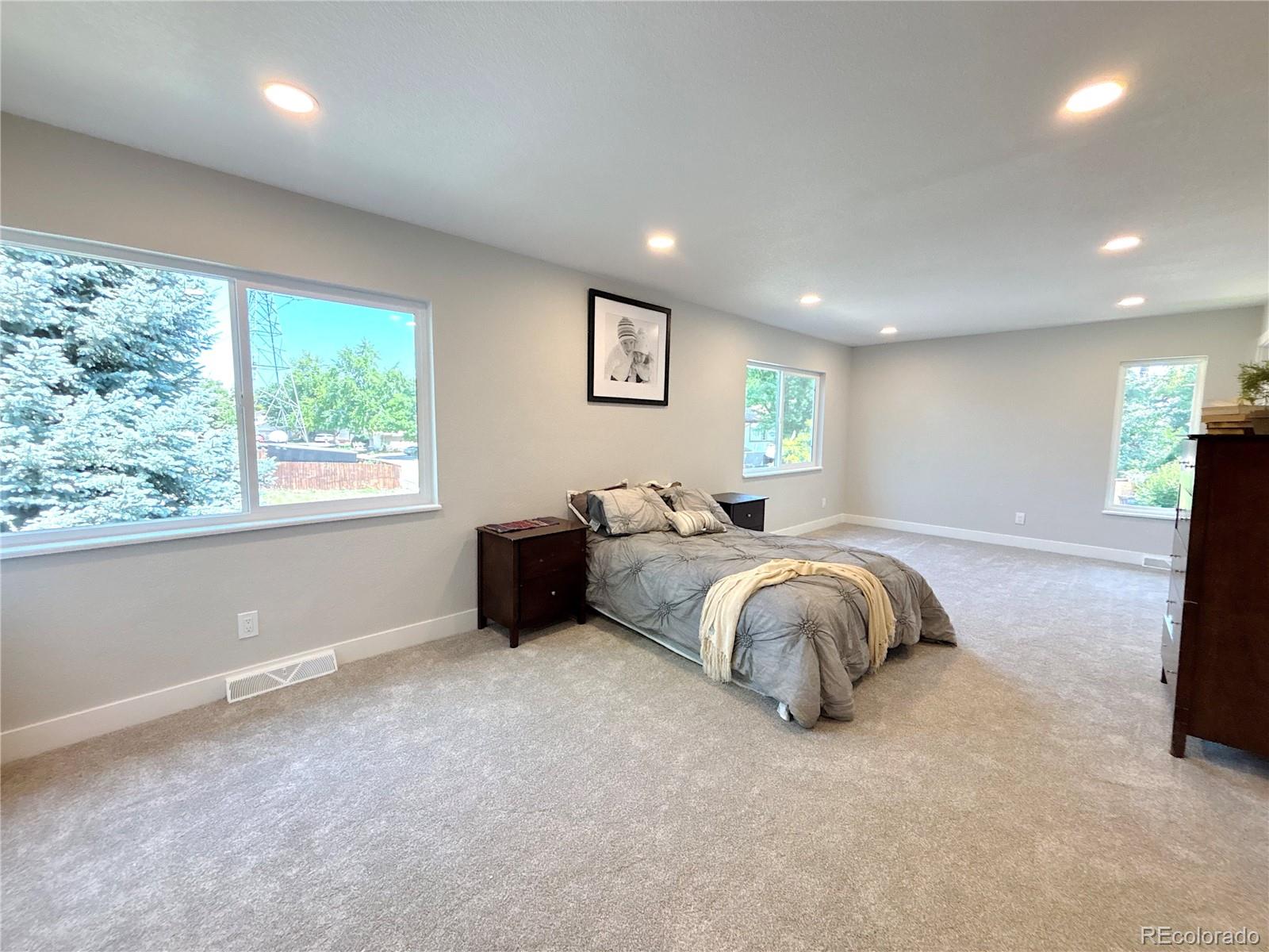 MLS Image #11 for 7160 e iliff avenue,denver, Colorado