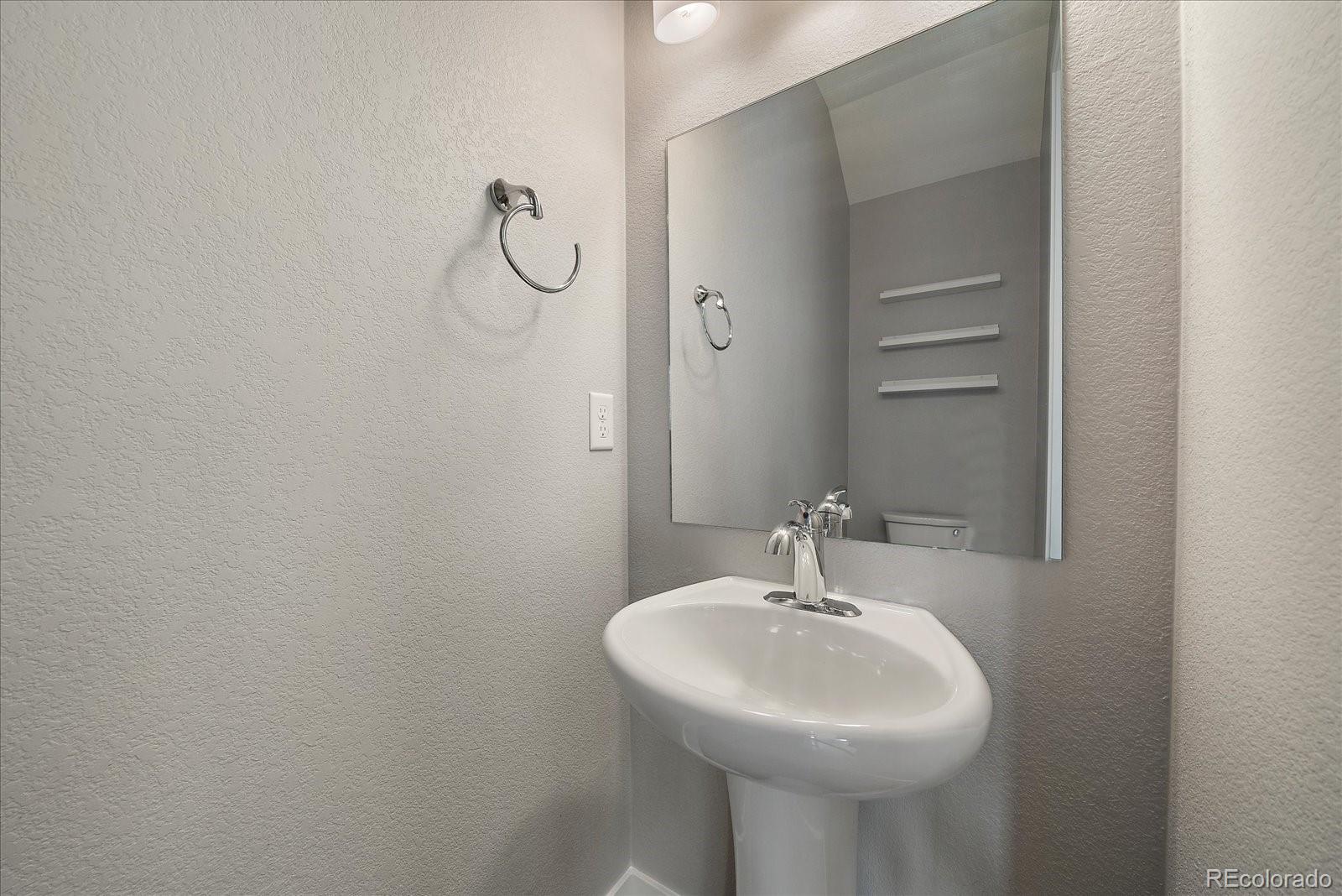 MLS Image #11 for 1632  lowell boulevard,denver, Colorado
