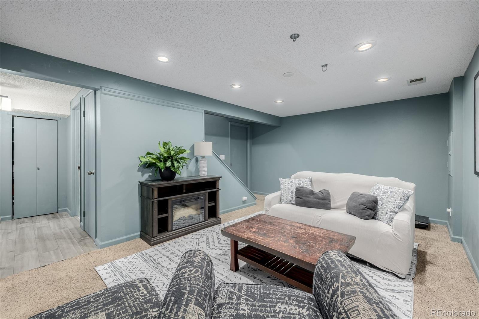 MLS Image #39 for 16051 e alabama drive,aurora, Colorado