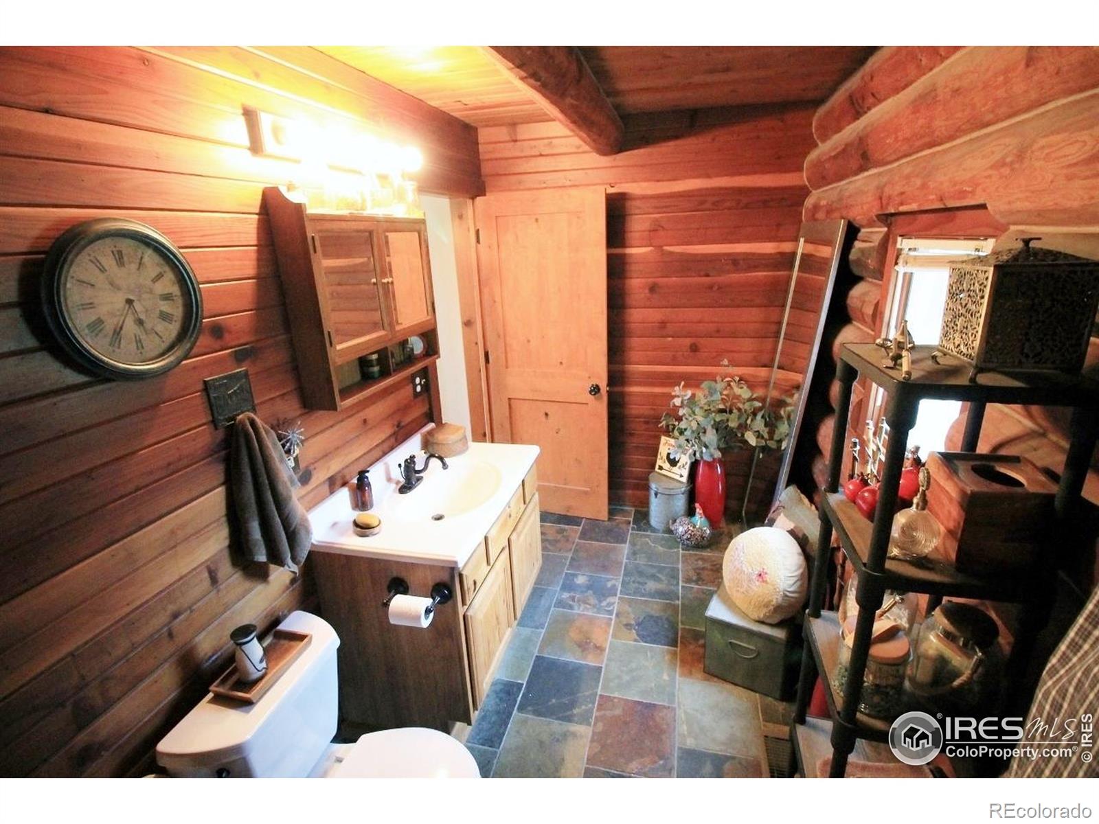 MLS Image #19 for 1618  dunraven glade road,glen haven, Colorado