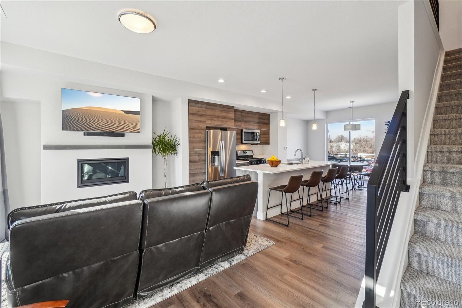 MLS Image #4 for 5531 w 11th place,lakewood, Colorado