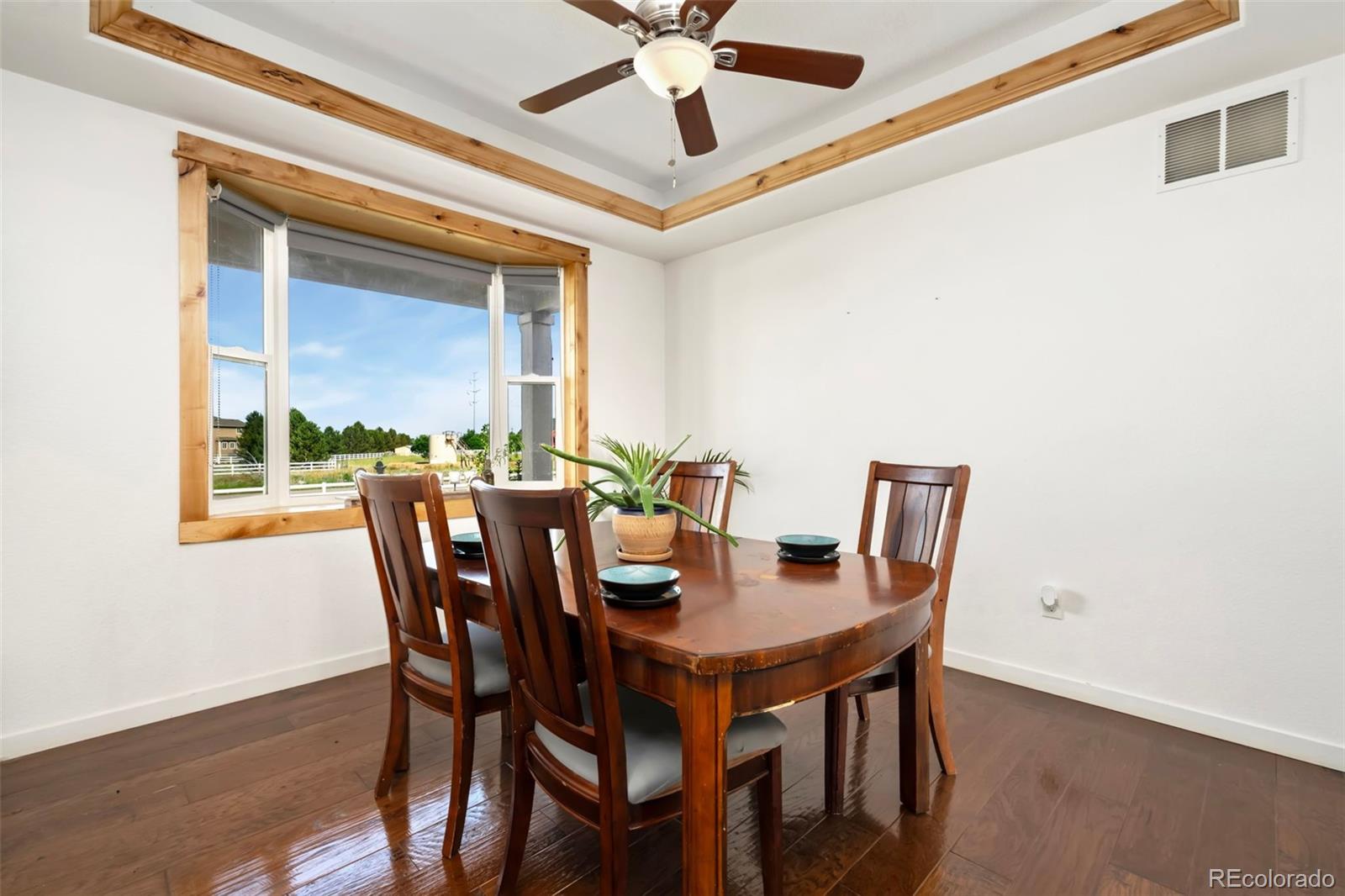 MLS Image #10 for 859  schrage way,loveland, Colorado