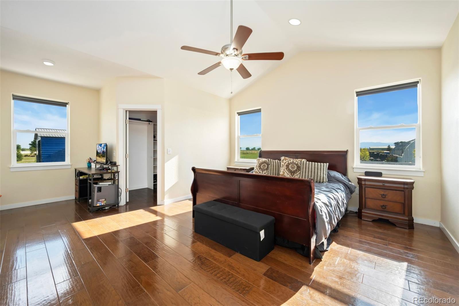 MLS Image #14 for 859  schrage way,loveland, Colorado
