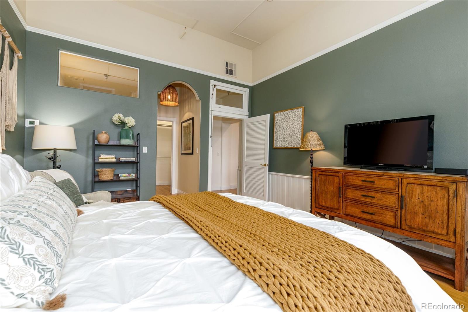 MLS Image #13 for 1140  columbine street,denver, Colorado