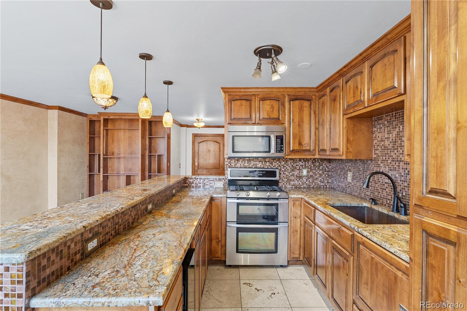 MLS Image #12 for 1196 n grant street,denver, Colorado