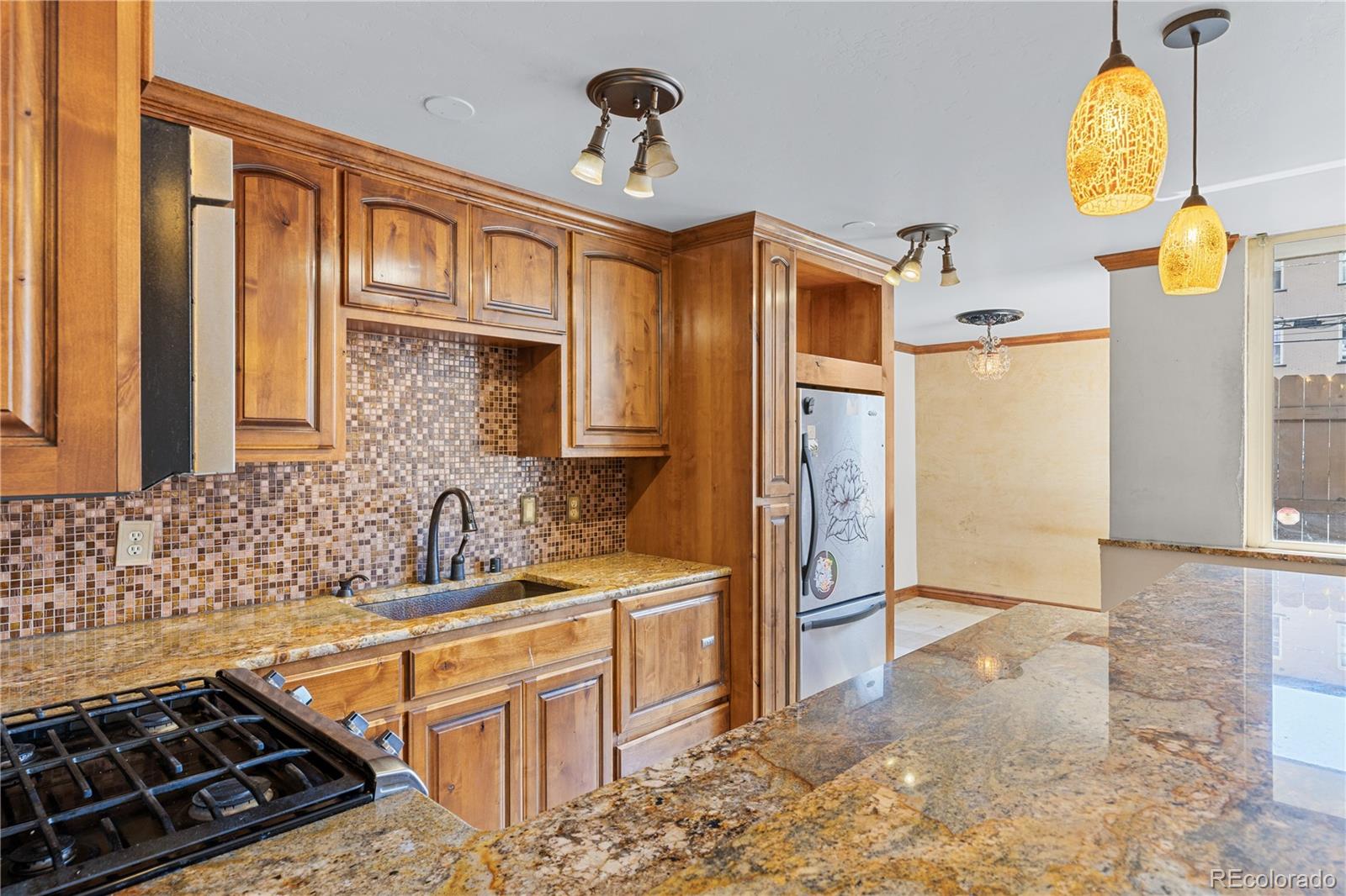 MLS Image #16 for 1196 n grant street,denver, Colorado