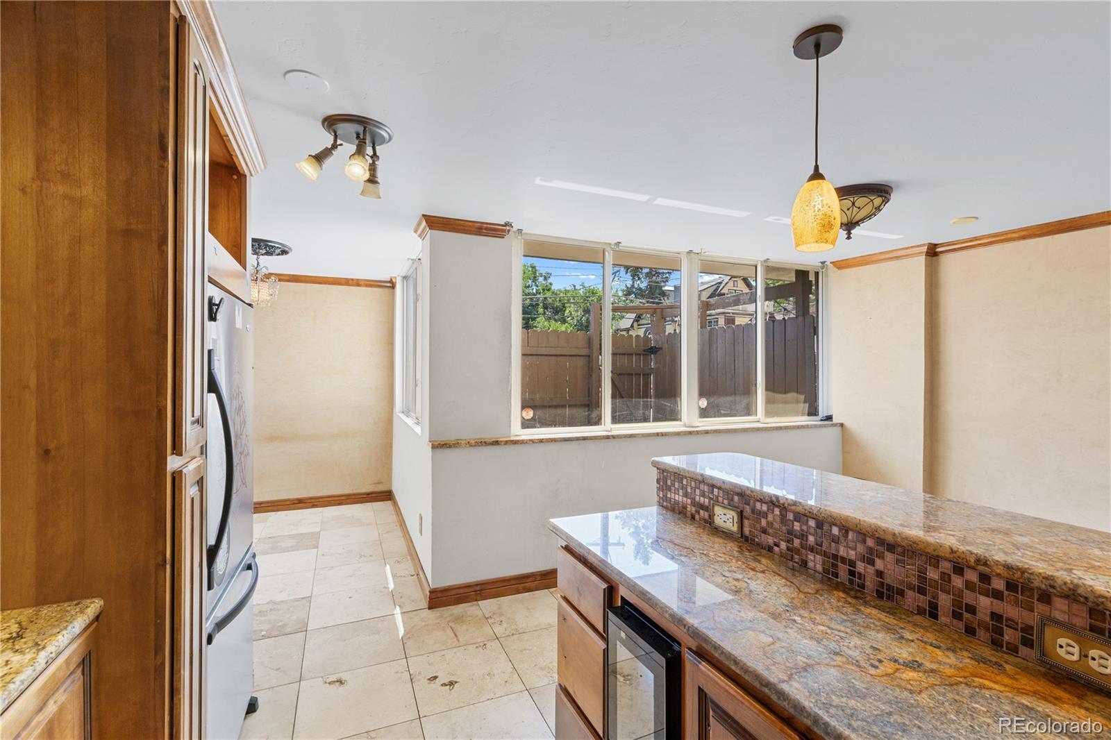 MLS Image #18 for 1196 n grant street,denver, Colorado