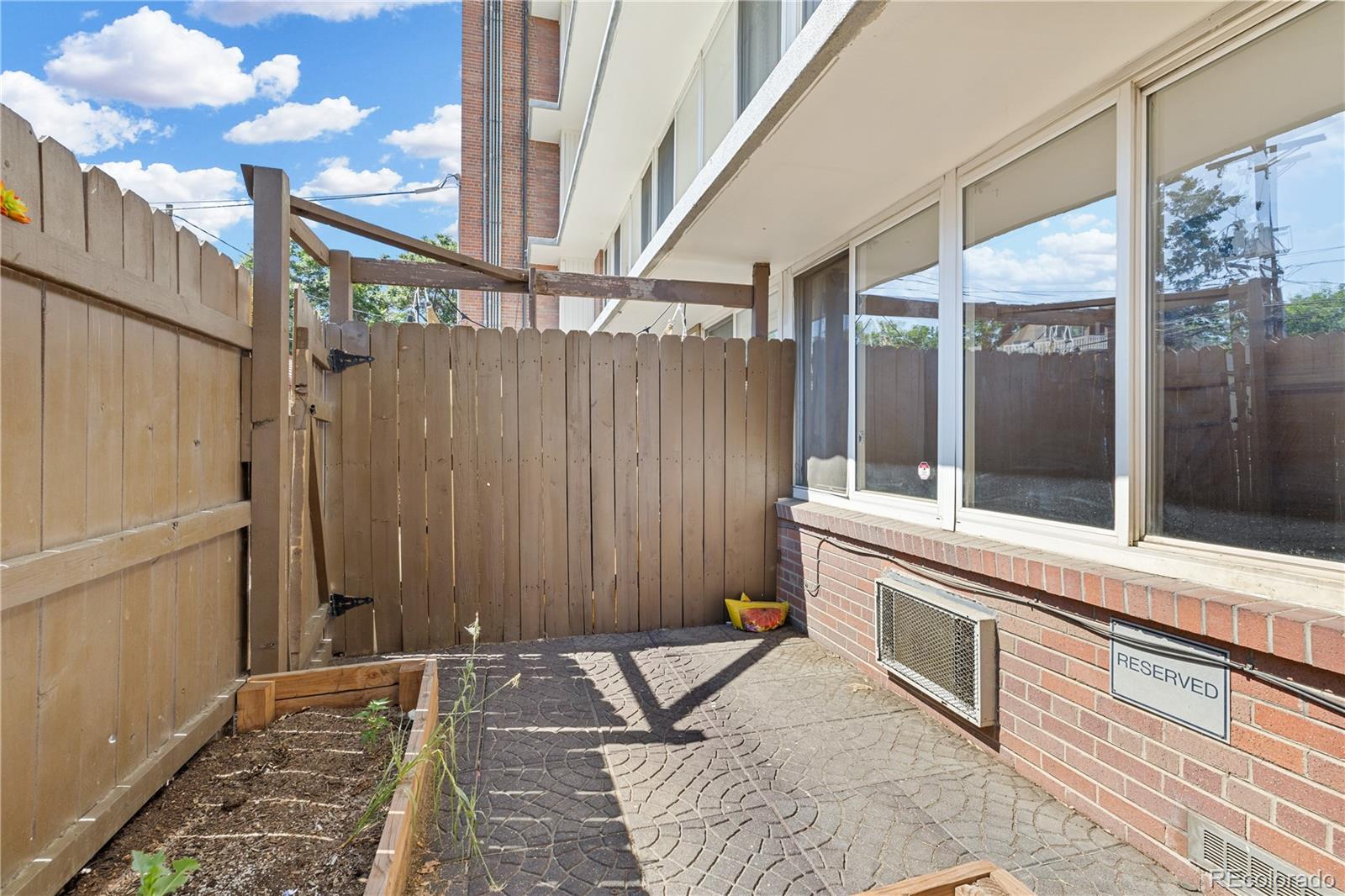 MLS Image #27 for 1196 n grant street,denver, Colorado