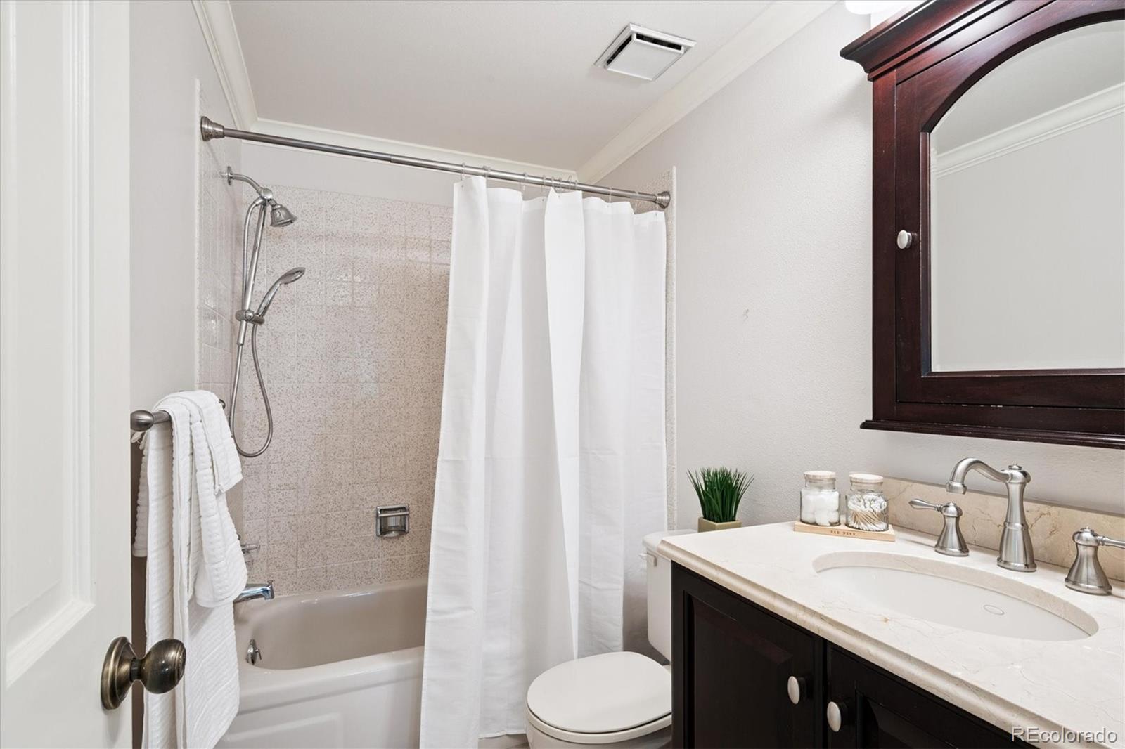 MLS Image #29 for 8677 e otero circle,centennial, Colorado
