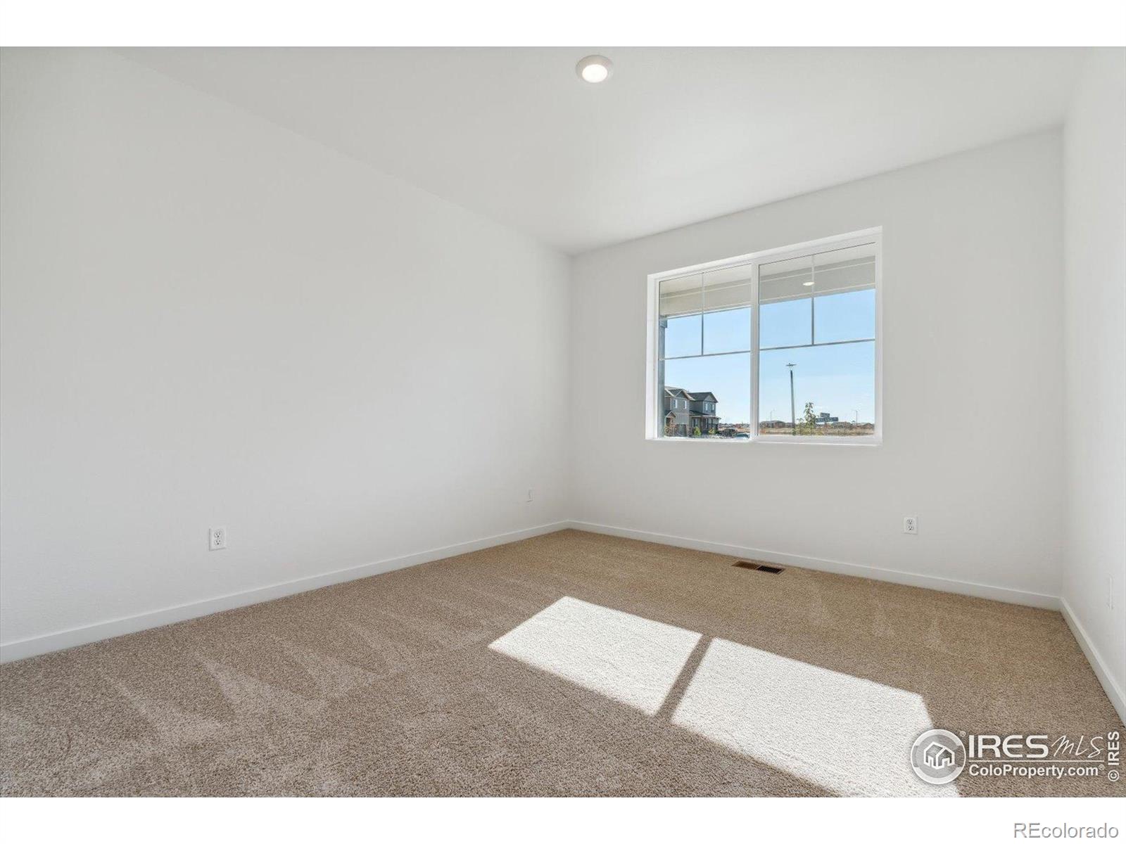 MLS Image #12 for 9852  cathay street,commerce city, Colorado