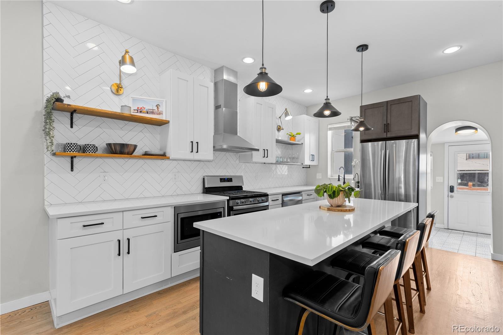 MLS Image #12 for 3443  lawrence street,denver, Colorado