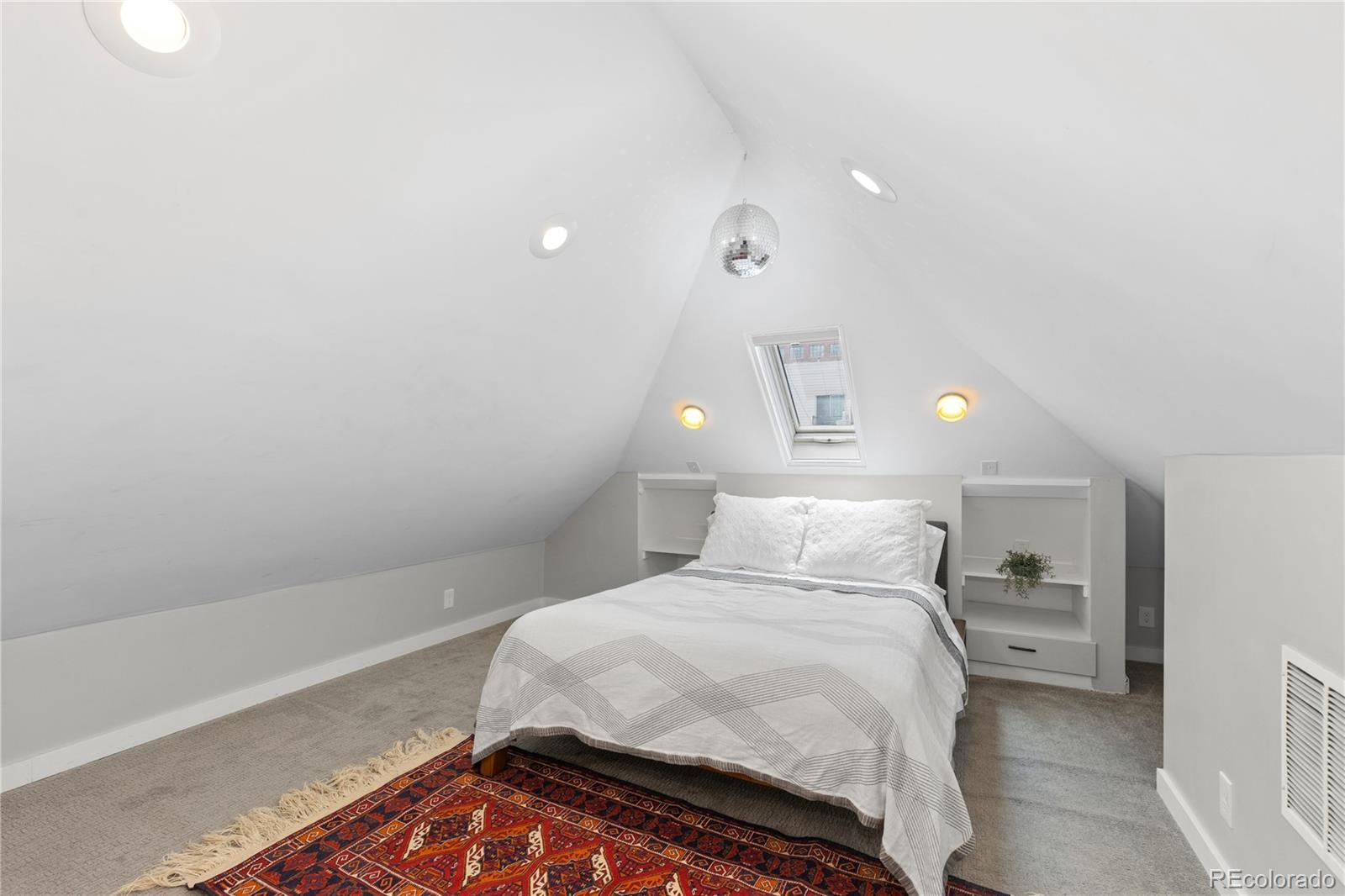 MLS Image #18 for 3443  lawrence street,denver, Colorado