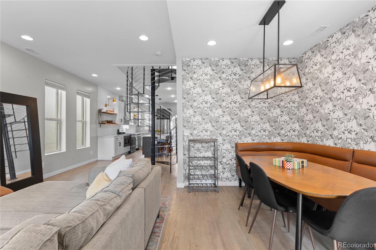 MLS Image #3 for 3443  lawrence street,denver, Colorado