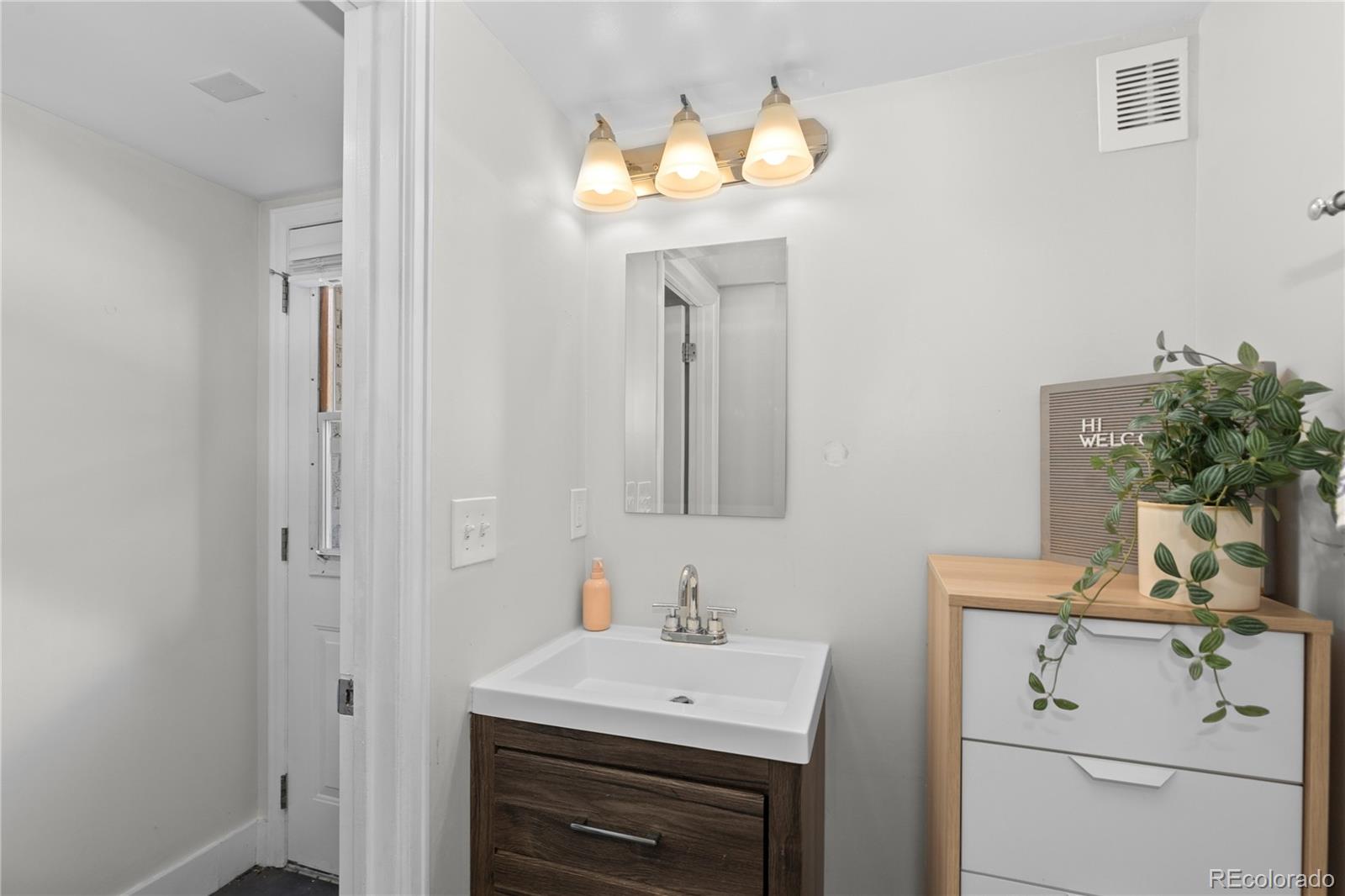 MLS Image #35 for 3443  lawrence street,denver, Colorado