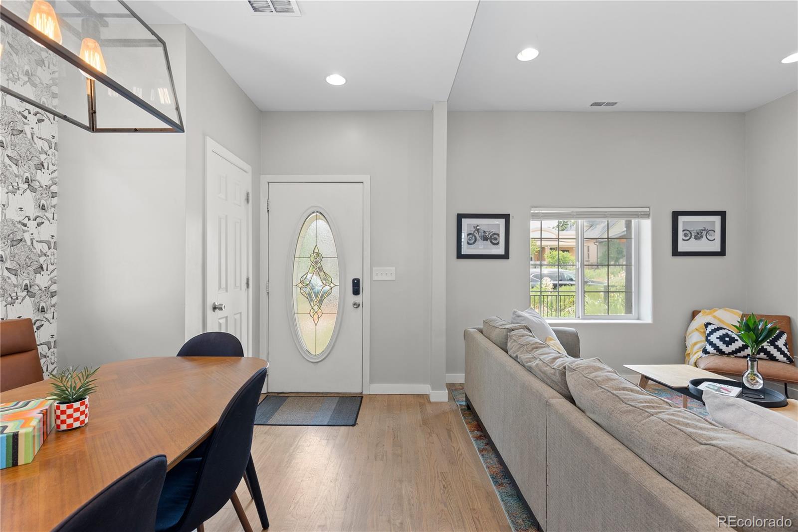 MLS Image #5 for 3443  lawrence street,denver, Colorado