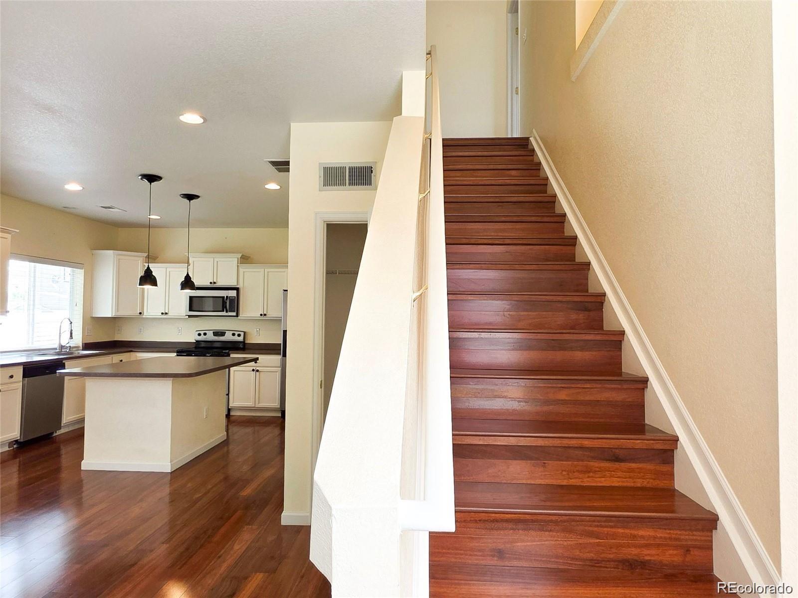 MLS Image #22 for 20768  randolph ,denver, Colorado