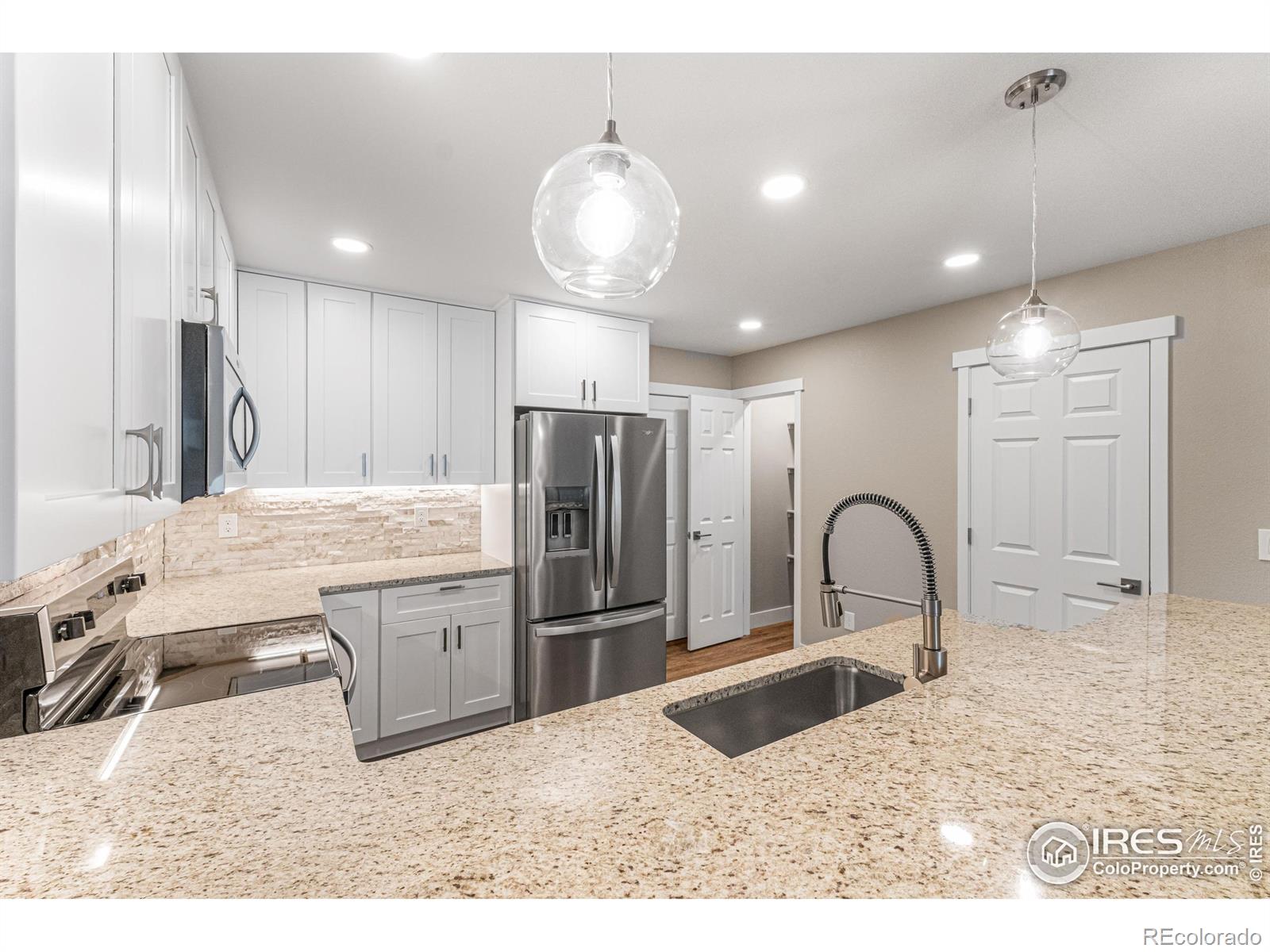 MLS Image #5 for 1679  valency drive,loveland, Colorado