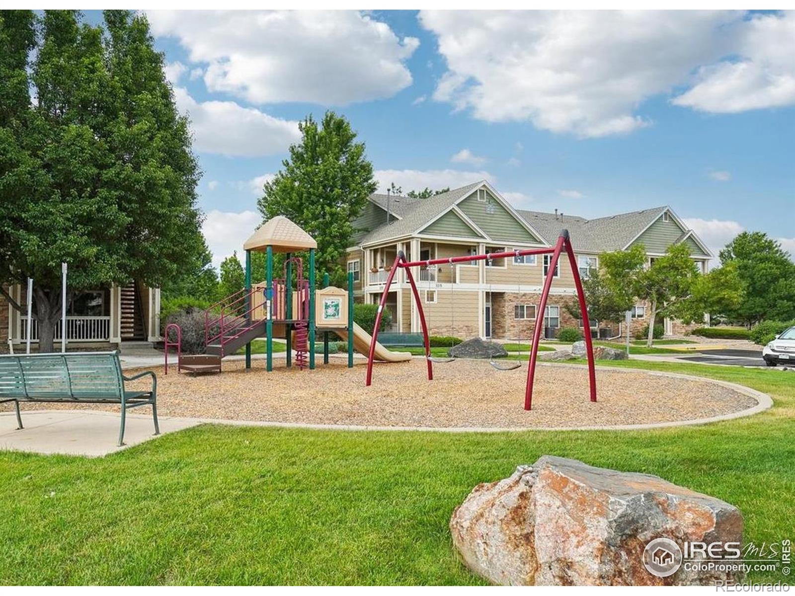 MLS Image #17 for 3350  boulder circle,broomfield, Colorado