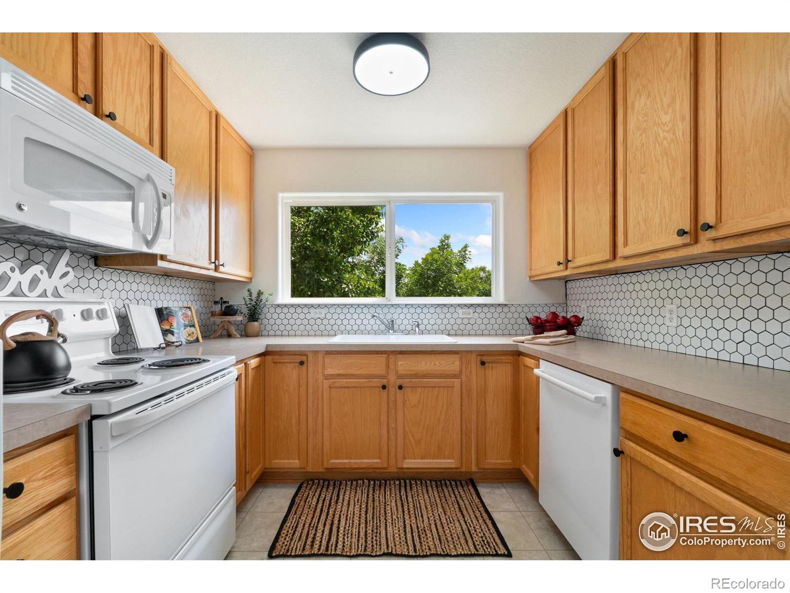 MLS Image #4 for 3350  boulder circle,broomfield, Colorado