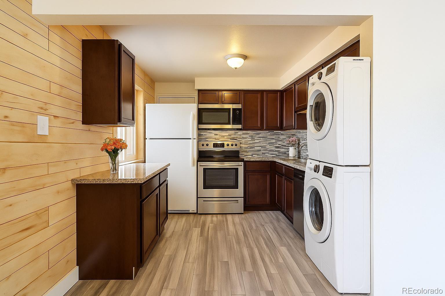 MLS Image #10 for 3150 w mexico avenue,denver, Colorado